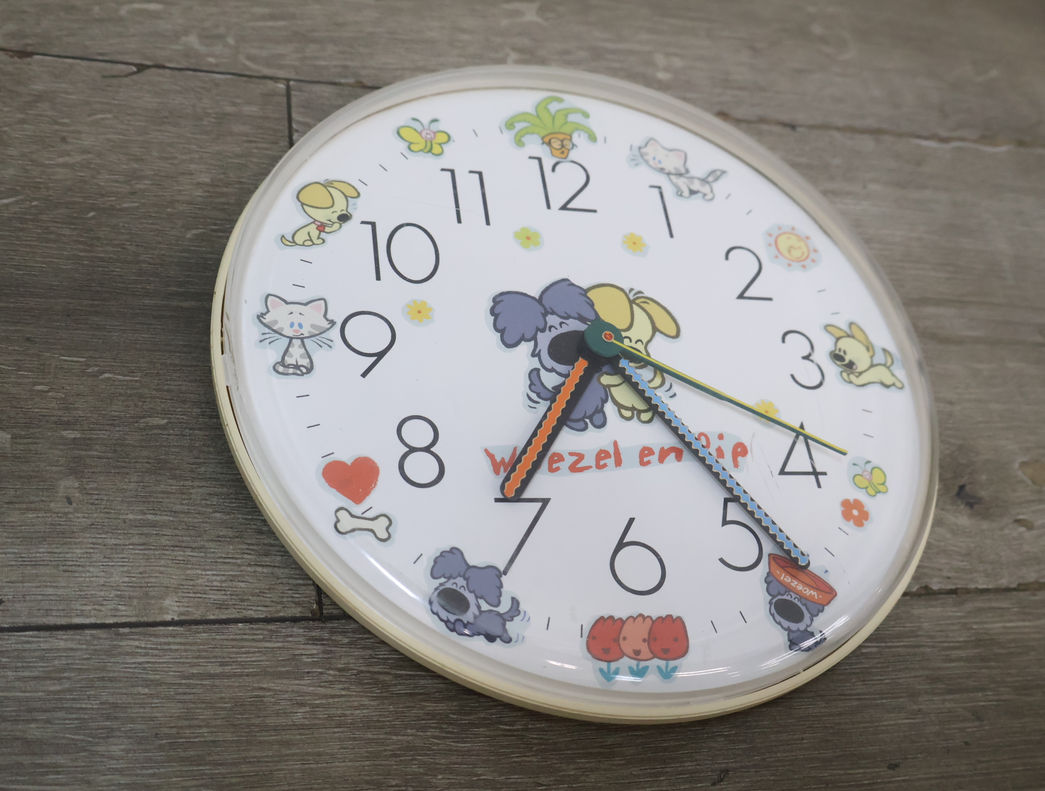 Woezel en Pip Kinderwandklok'' – foto 7 – kavel bij GSD Auctions, Zoeterwoude