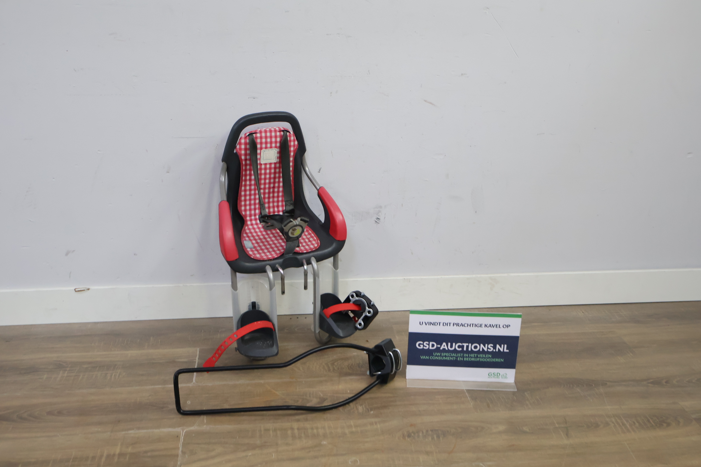Kinderfietsstoel'' – foto 2 – kavel bij GSD Auctions, Zoeterwoude