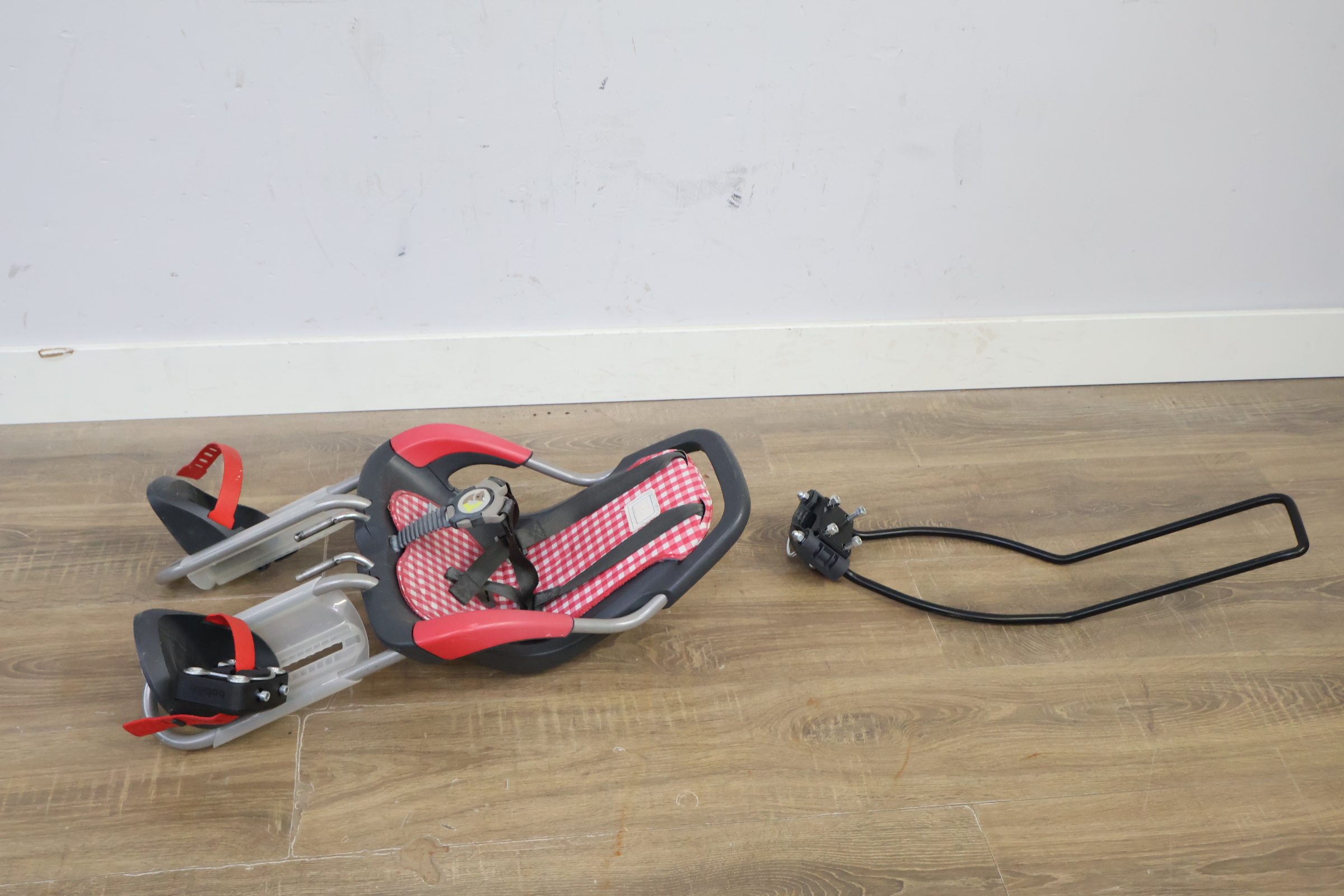 Kinderfietsstoel'' – foto 7 – kavel bij GSD Auctions, Zoeterwoude