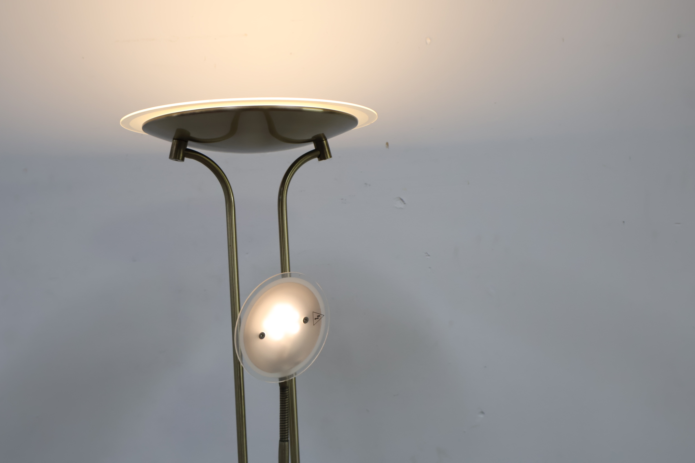 Staande uplight leeslamp'' – foto 7 – kavel bij GSD Auctions, Zoeterwoude