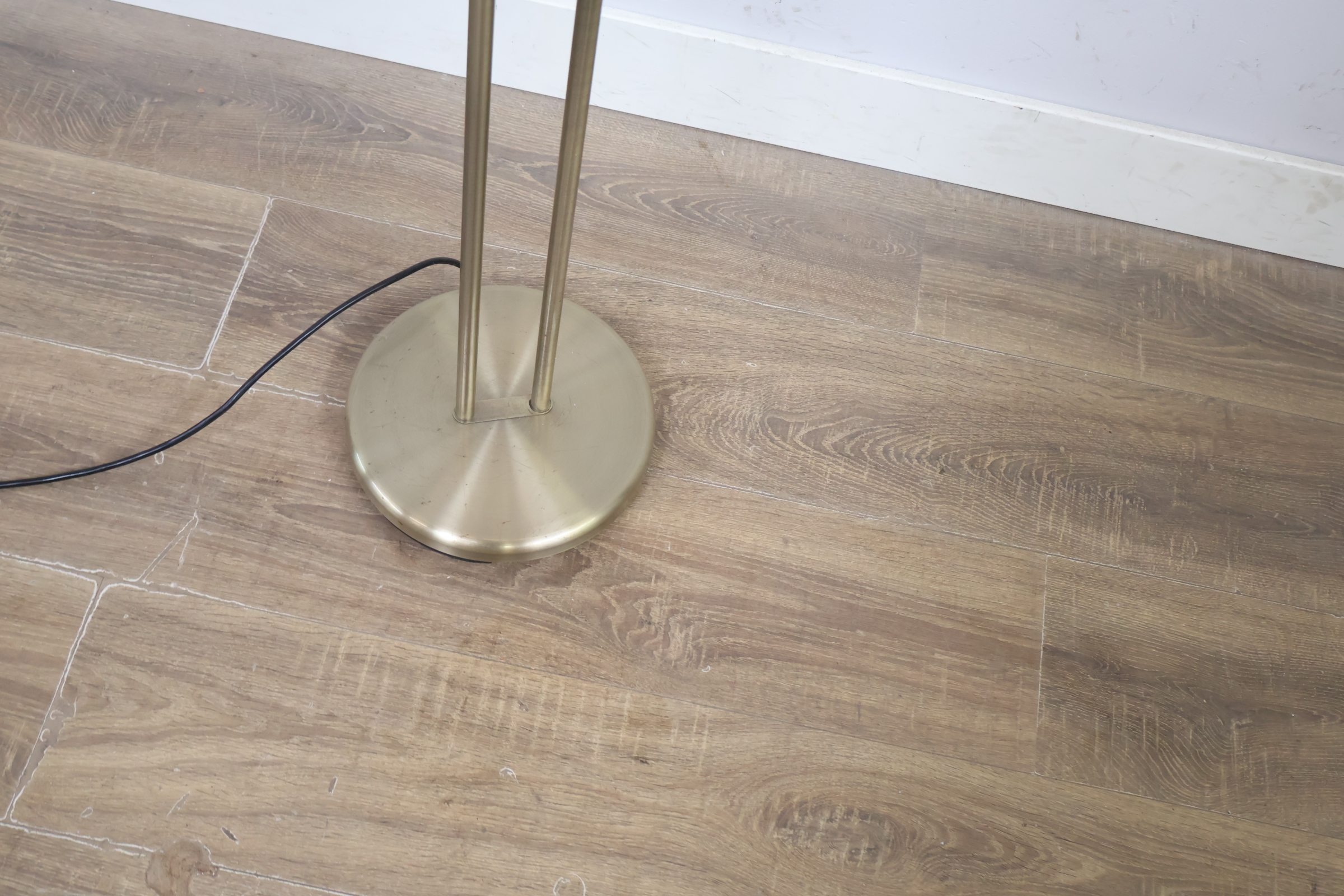 Staande uplight leeslamp'' – foto 9 – kavel bij GSD Auctions, Zoeterwoude