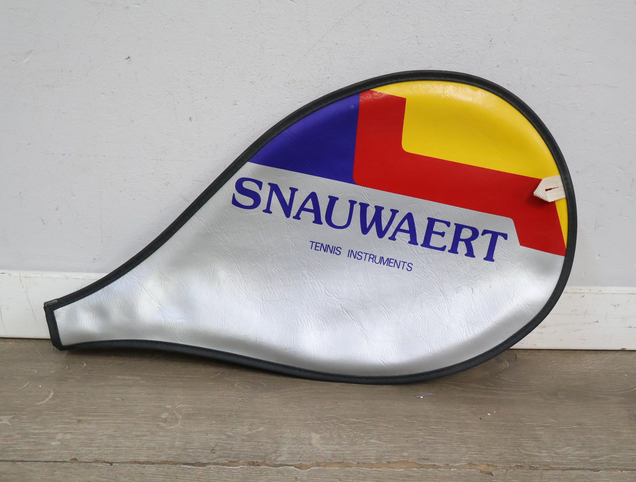 Tennisracket met hoes Snauwaert'' – foto 4 – kavel bij GSD Auctions, Zoeterwoude
