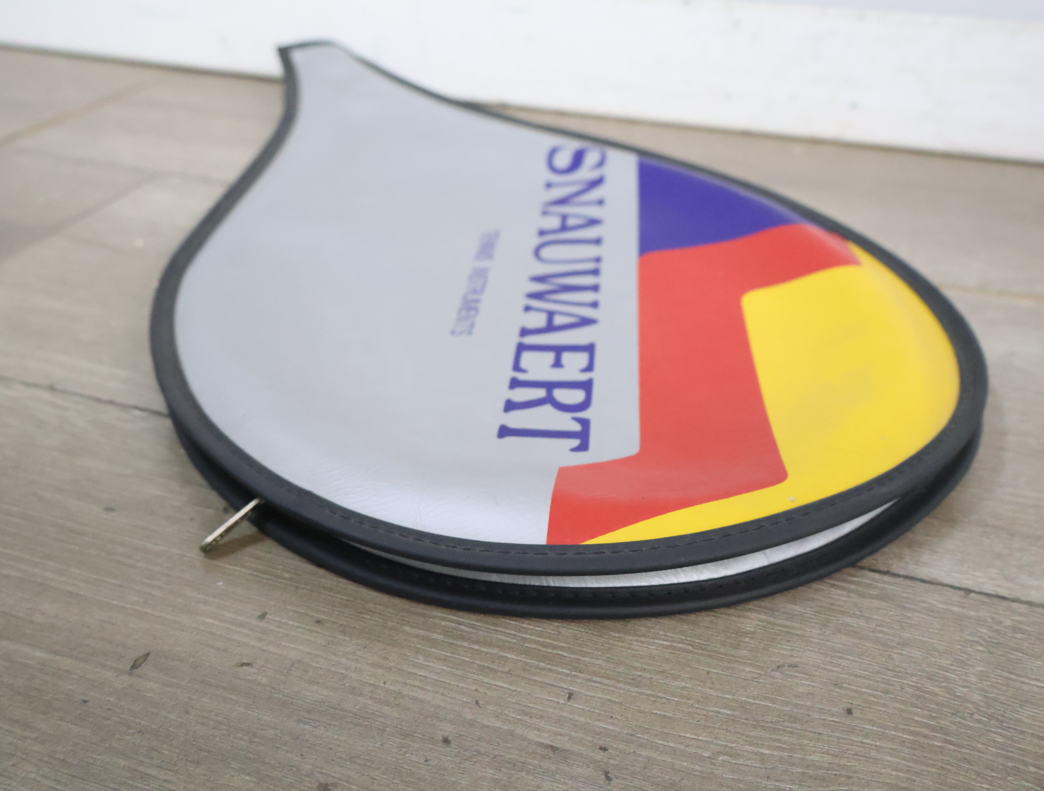 Tennisracket met hoes Snauwaert'' – foto 6 – kavel bij GSD Auctions, Zoeterwoude