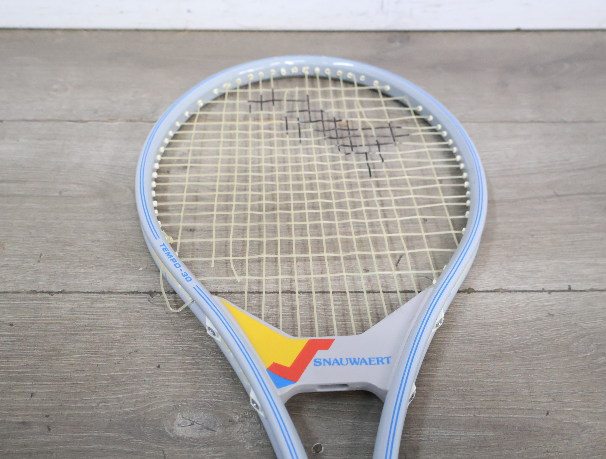 Tennisracket met hoes Snauwaert'' – foto 9 – kavel bij GSD Auctions, Zoeterwoude