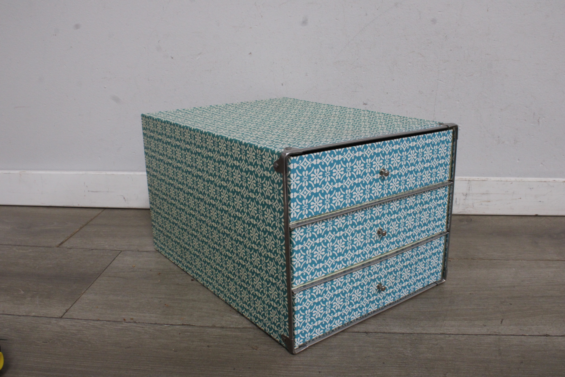 Ladenblok met drie lades'' – foto 2 – kavel bij GSD Auctions, Zoeterwoude