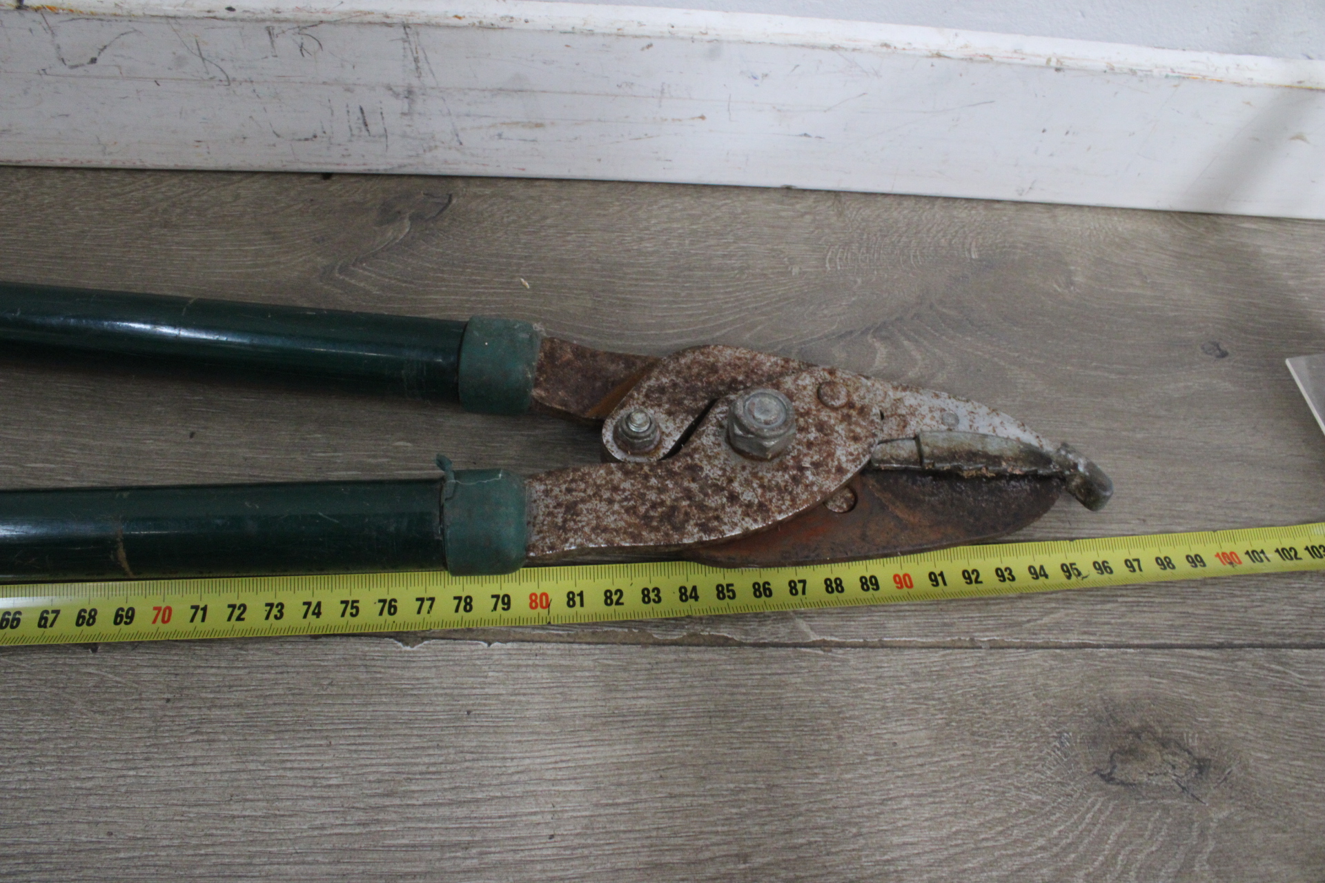 Takkenschaar met groene handvatten'' – foto 7 – kavel bij GSD Auctions, Zoeterwoude