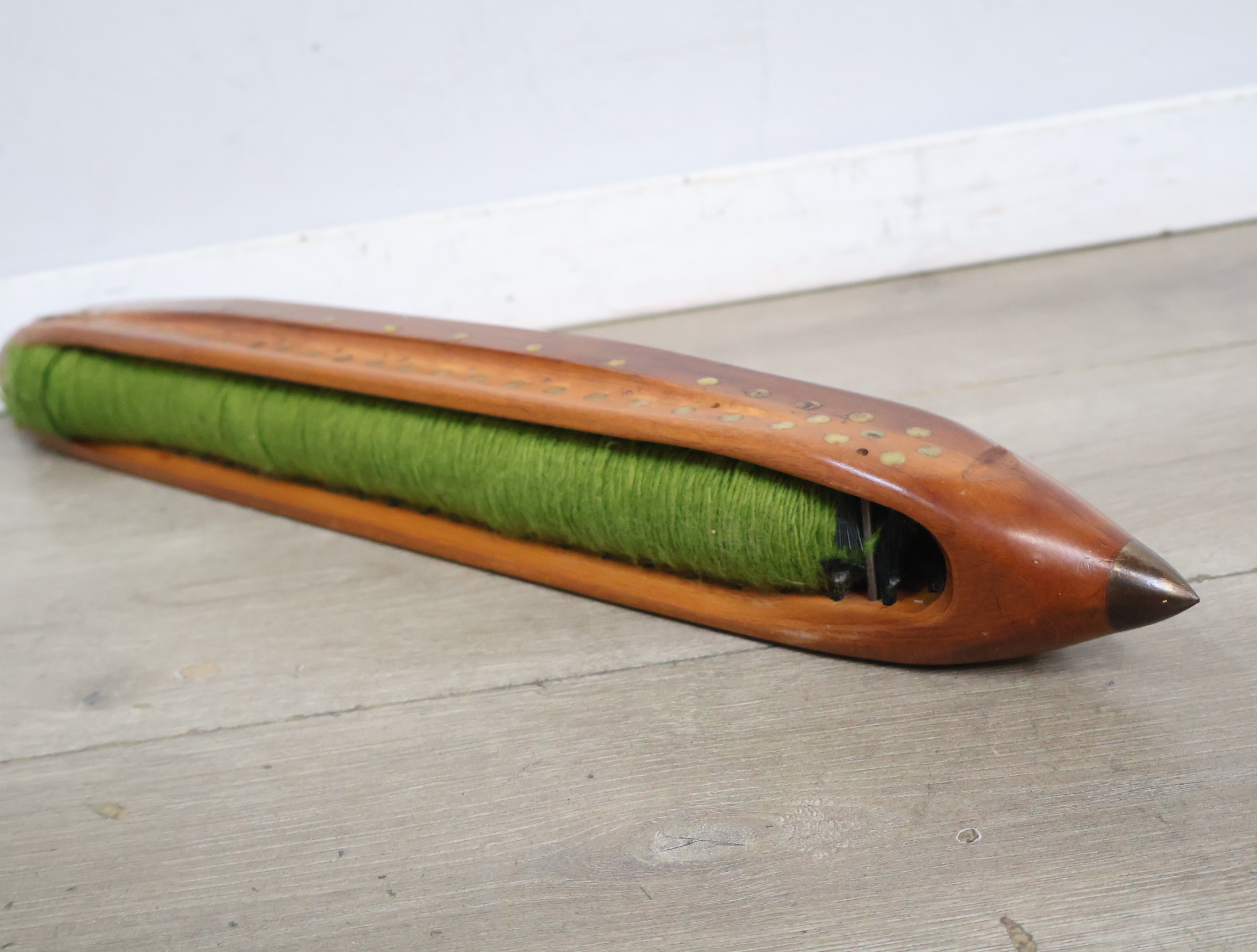 Houten klos met groene garen'' – foto 7 – kavel bij GSD Auctions, Zoeterwoude