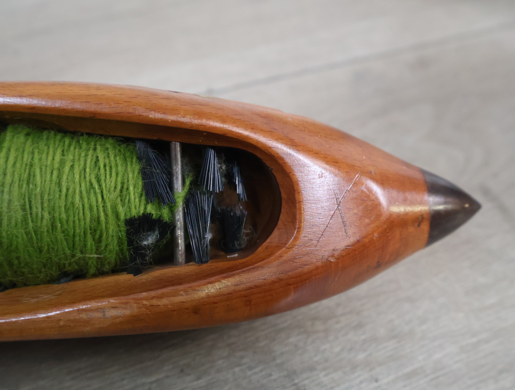 Houten klos met groene garen'' – foto 10 – kavel bij GSD Auctions, Zoeterwoude
