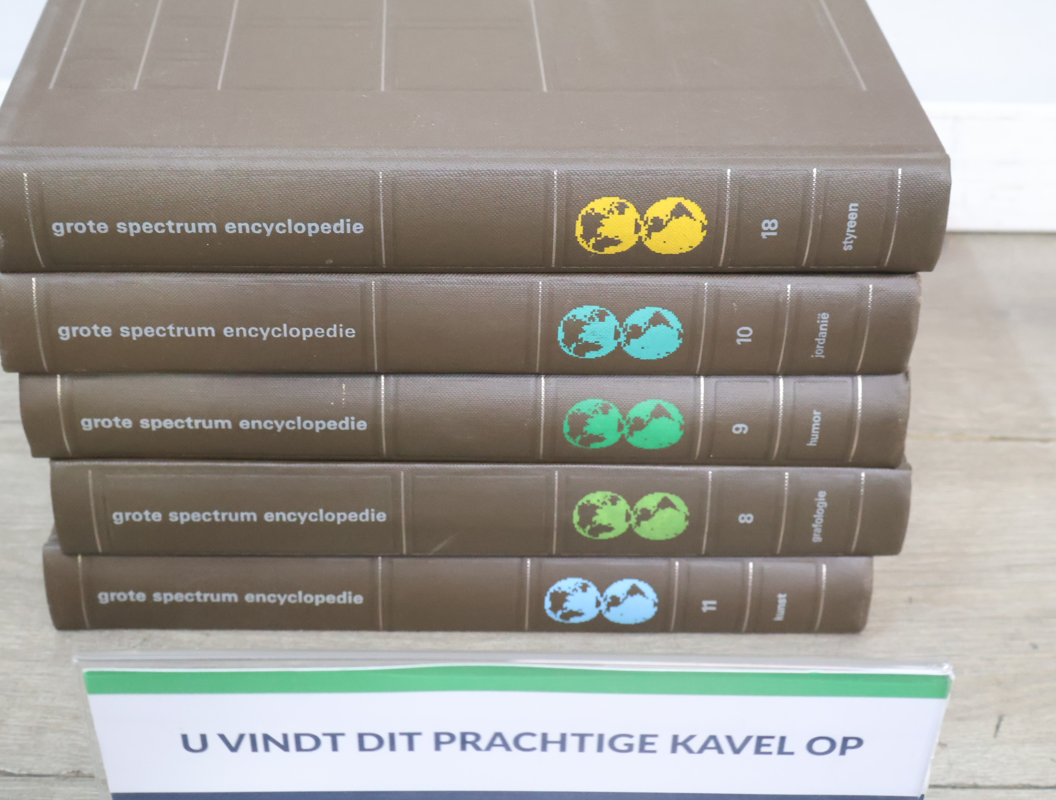 Grote Spectrum Encyclopedie boeken set'' – foto 2 – kavel bij GSD Auctions, Zoeterwoude