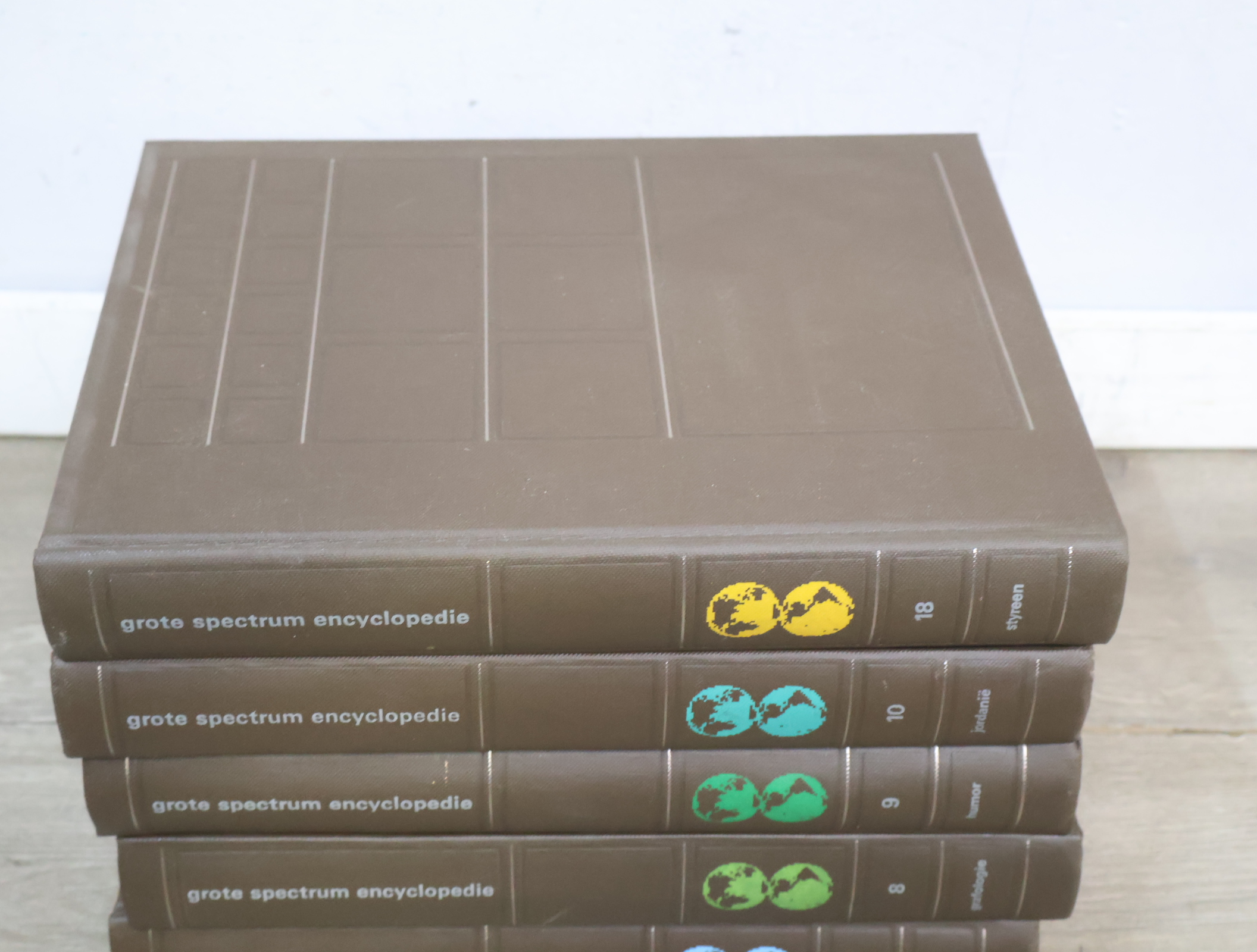 Grote Spectrum Encyclopedie boeken set'' – foto 4 – kavel bij GSD Auctions, Zoeterwoude