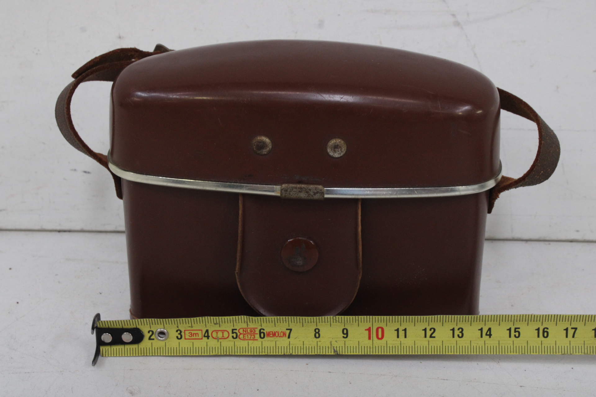 Vintage camera met leren hoes'' – foto 8 – kavel bij GSD Auctions, Zoeterwoude