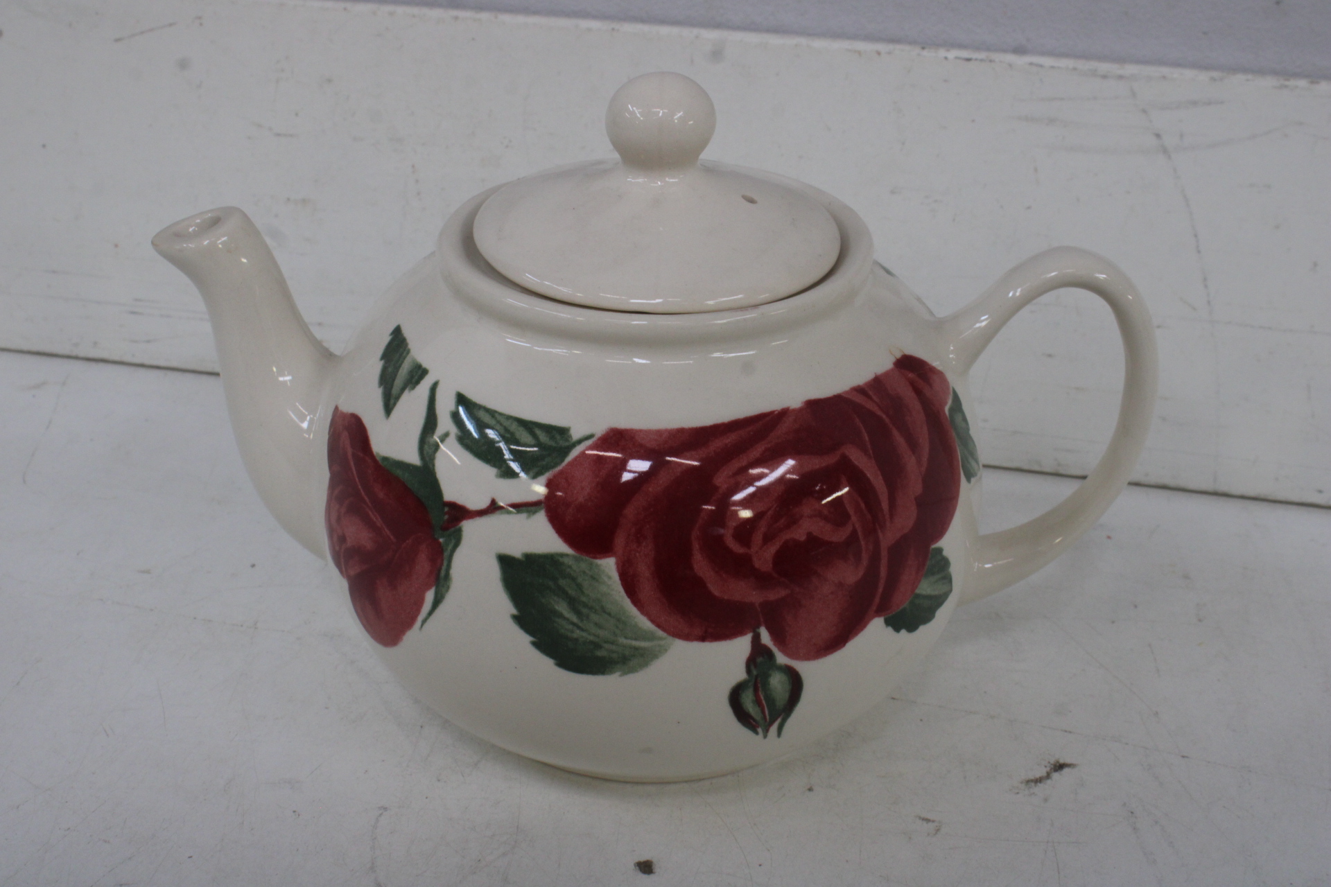 Theepot met rozenmotief'' – foto 4 – kavel bij GSD Auctions, Zoeterwoude