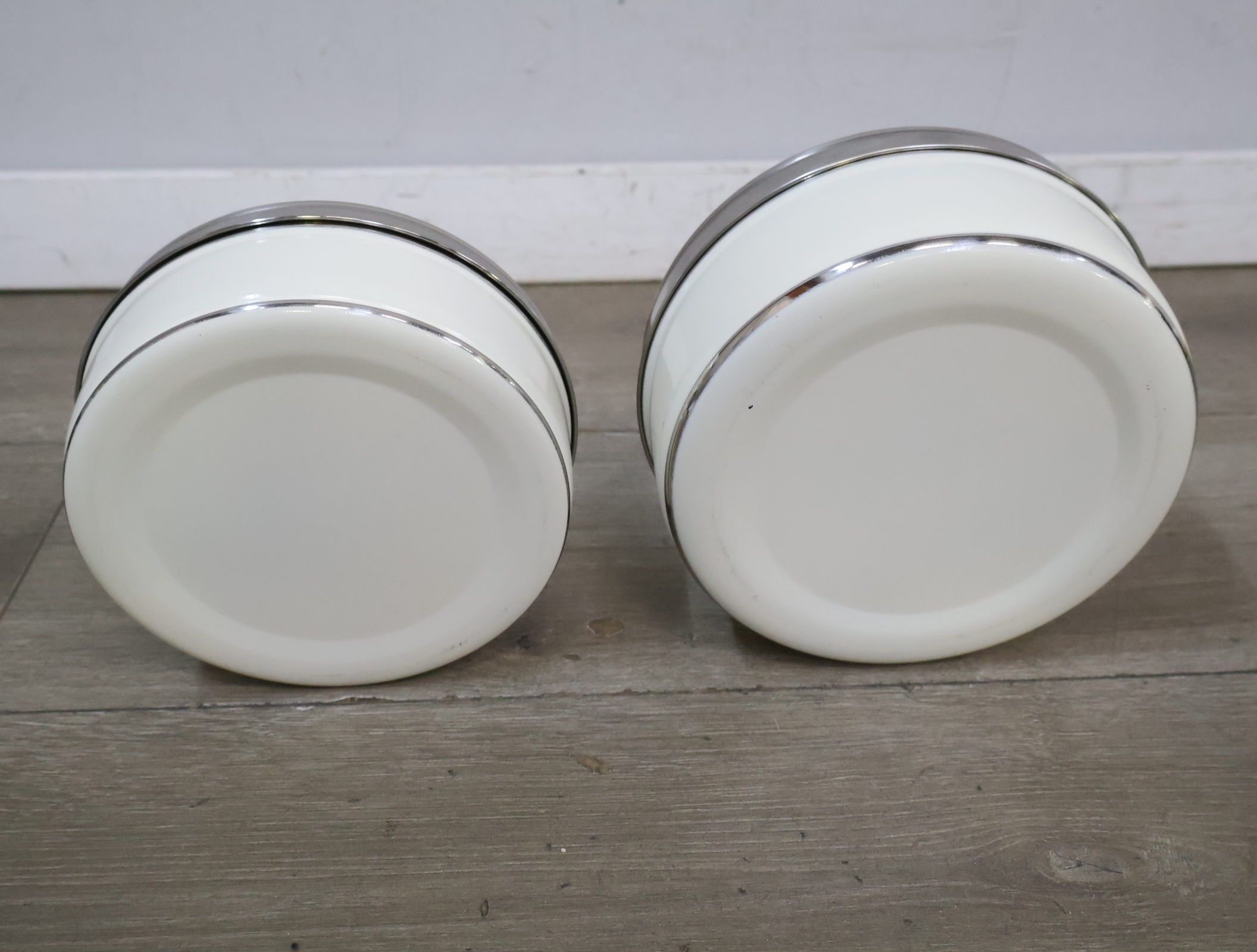 Set metalen bewaardozen met deksel'' – foto 6 – kavel bij GSD Auctions, Zoeterwoude
