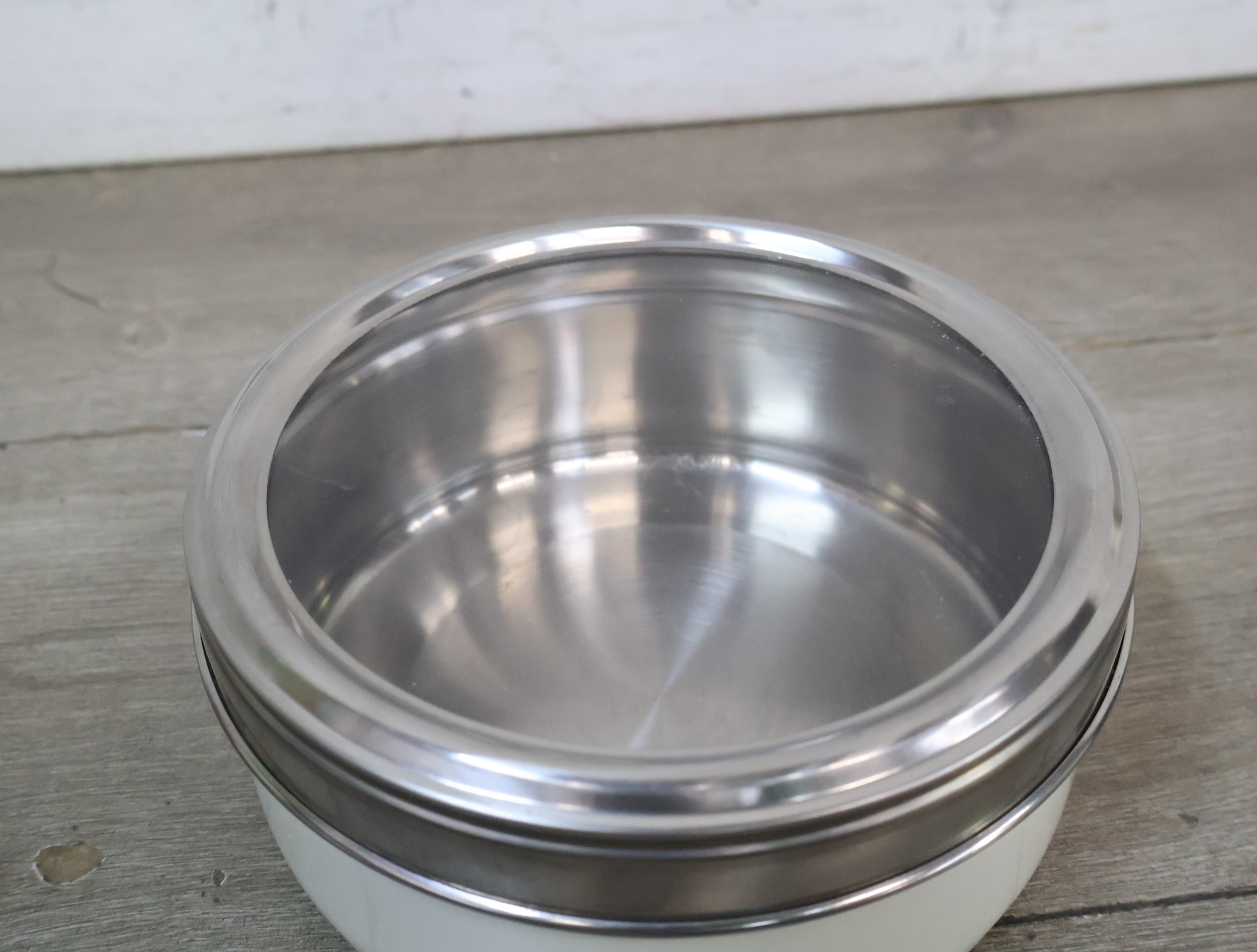 Set metalen bewaardozen met deksel'' – foto 9 – kavel bij GSD Auctions, Zoeterwoude