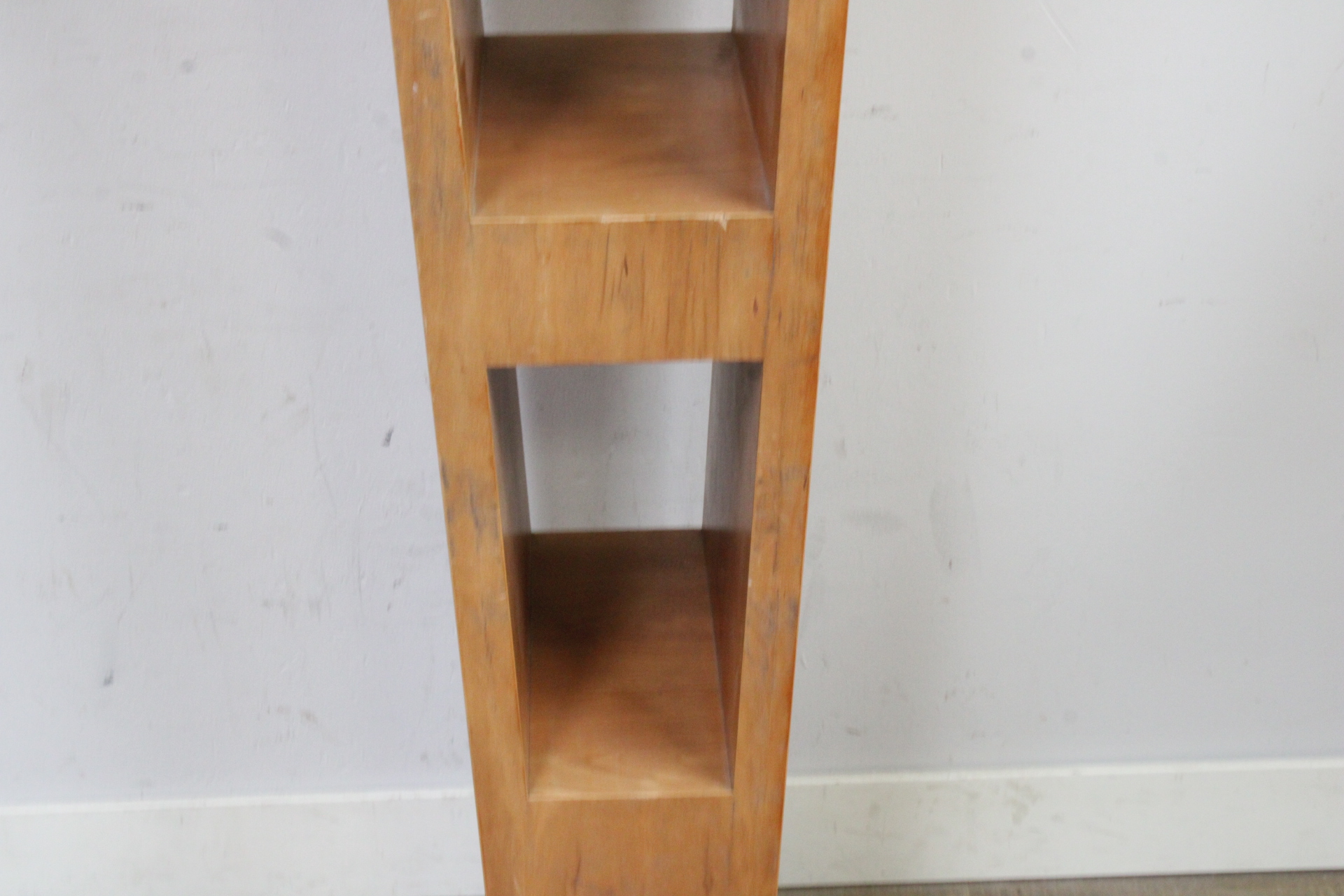 Houten Open Kast'' – foto 5 – kavel bij GSD Auctions, Zoeterwoude