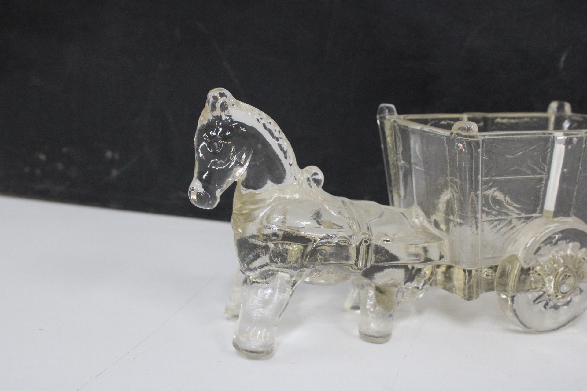 Glazen Vaas van paard met wagen'' – foto 5 – kavel bij GSD Auctions, Zoeterwoude