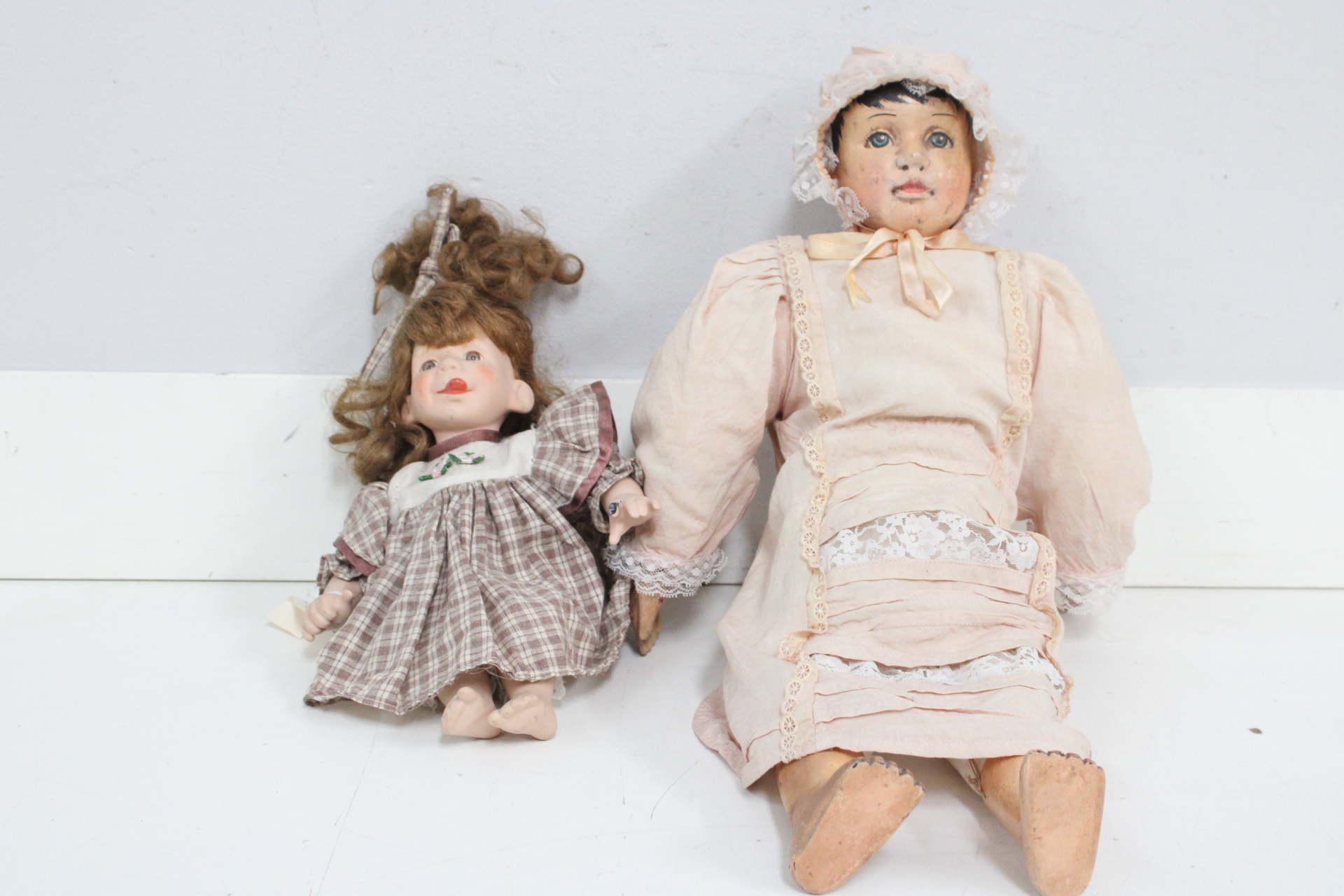 Set van twee vintage poppen'' – foto 4 – kavel bij GSD Auctions, Zoeterwoude