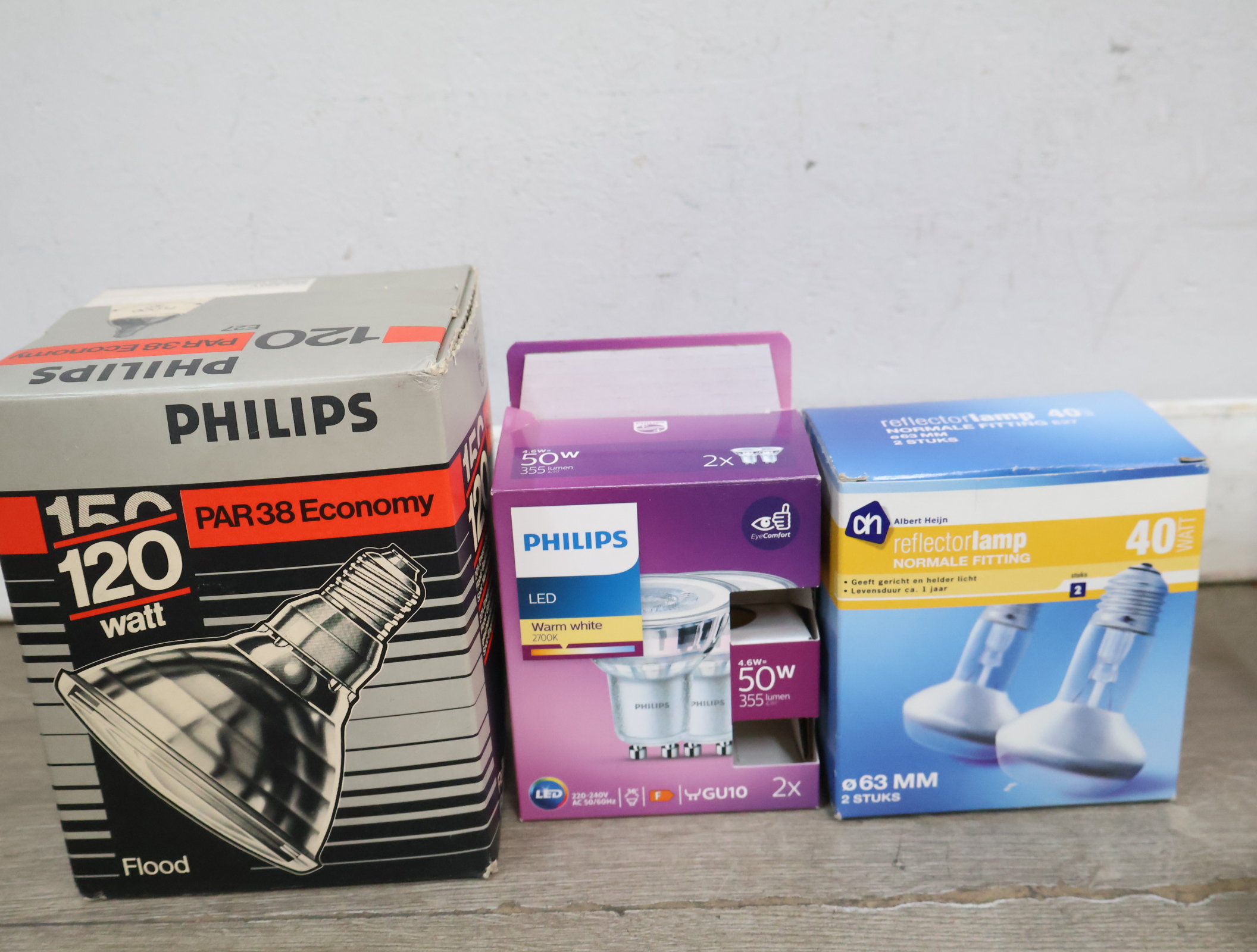 Diverse lichtlampen en gloeilampen set'' – foto 6 – kavel bij GSD Auctions, Zoeterwoude