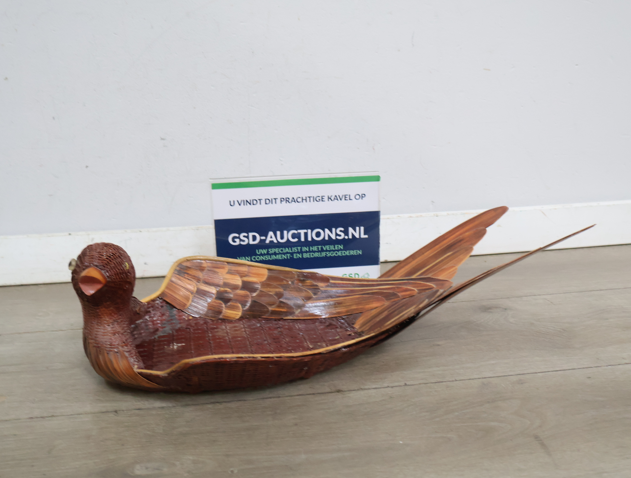 Houten vogel schaal'' – kavel bij GSD Auctions, Zoeterwoude