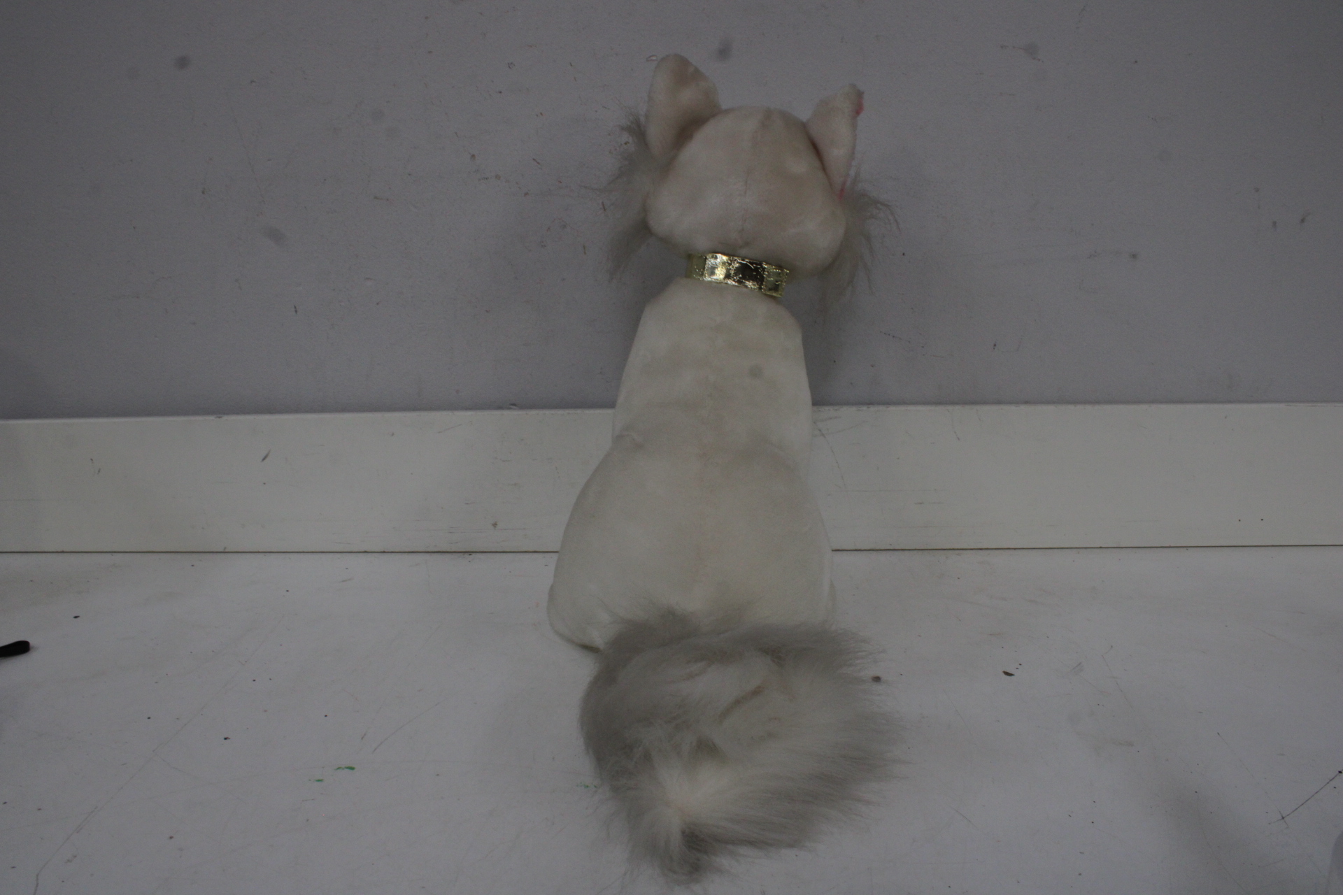 Witte knuffelkat'' – foto 6 – kavel bij GSD Auctions, Zoeterwoude