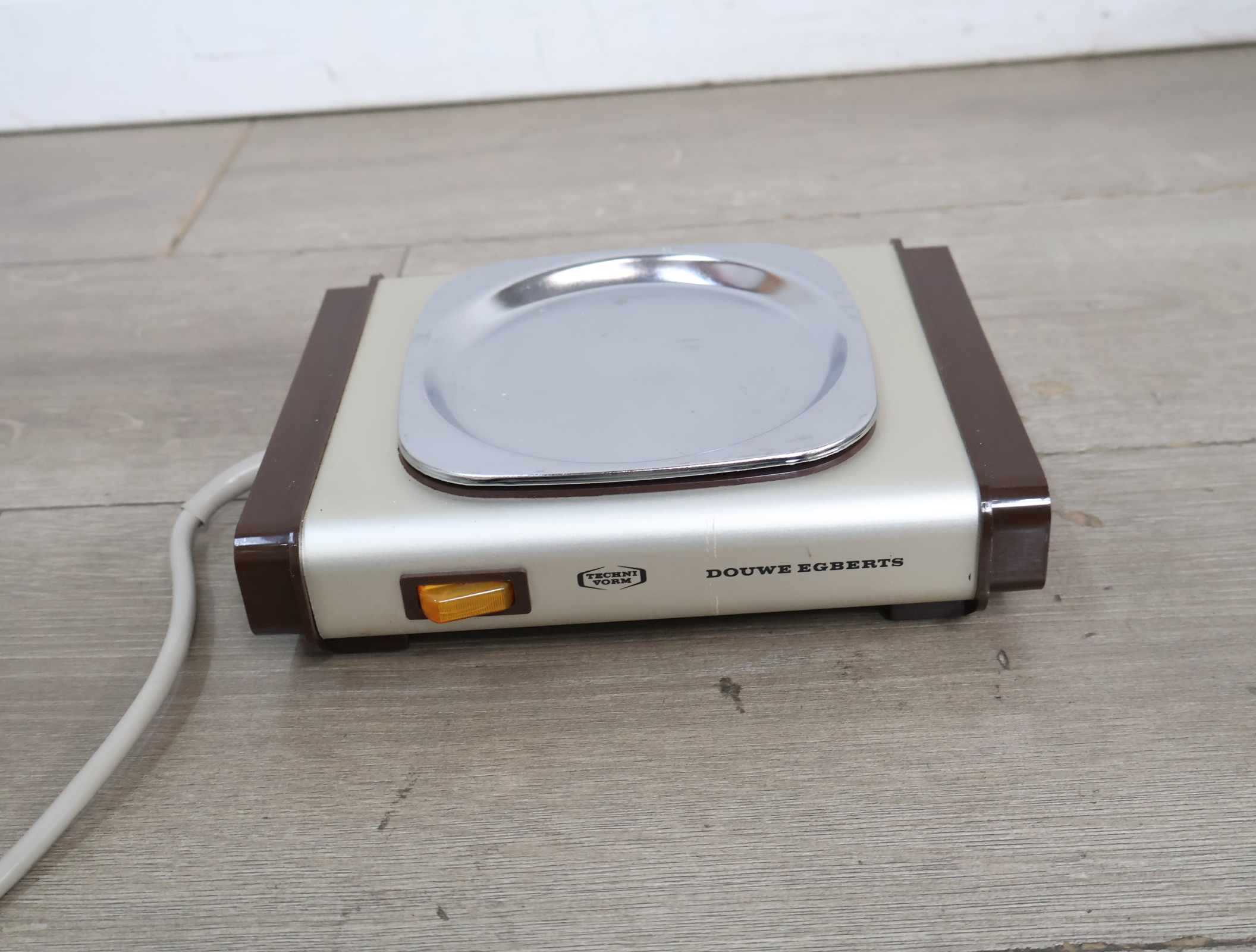 Elektrische koffiezetter Douwe Egberts'' – foto 4 – kavel bij GSD Auctions, Zoeterwoude