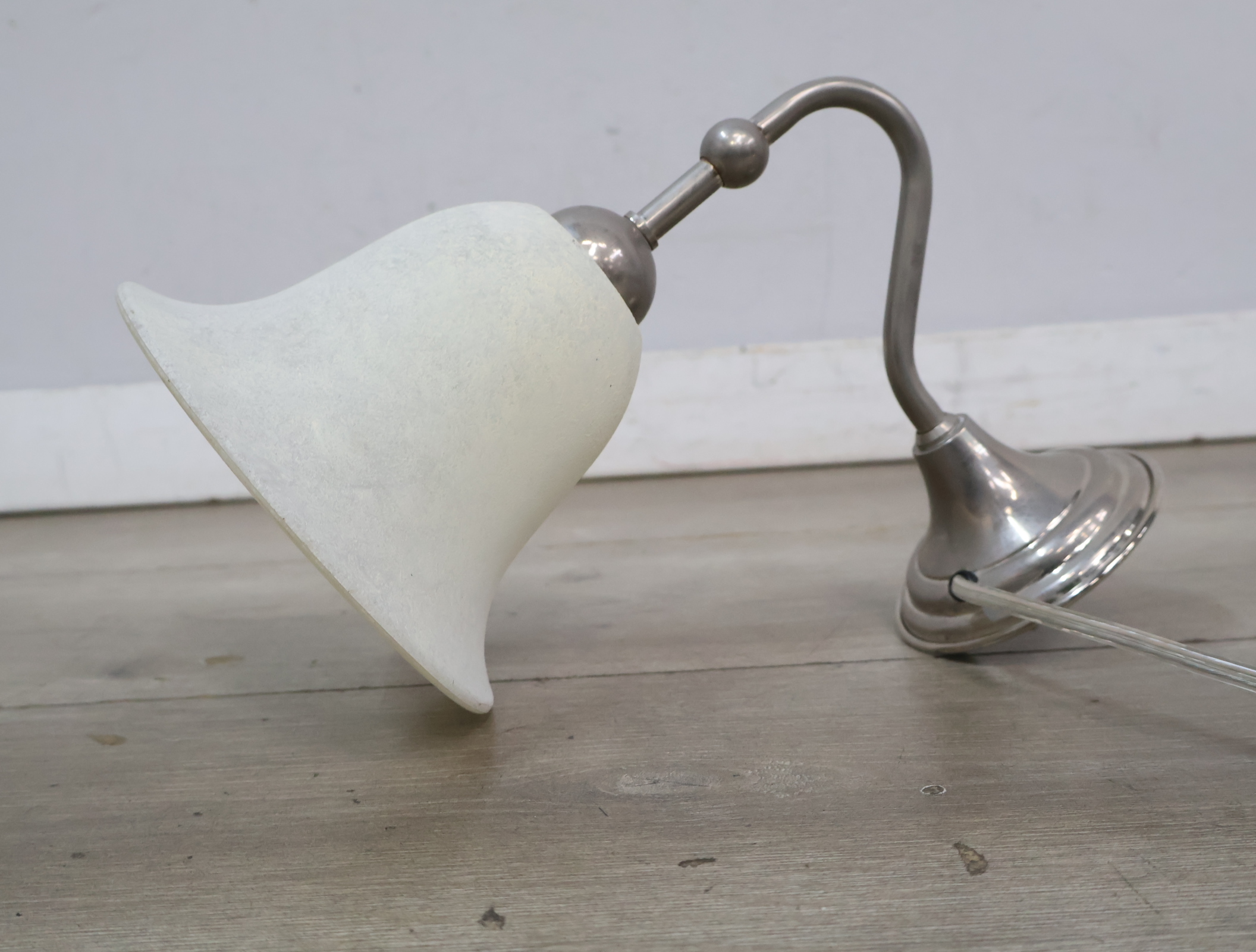 Wandlamp met witte kap'' – foto 6 – kavel bij GSD Auctions, Zoeterwoude