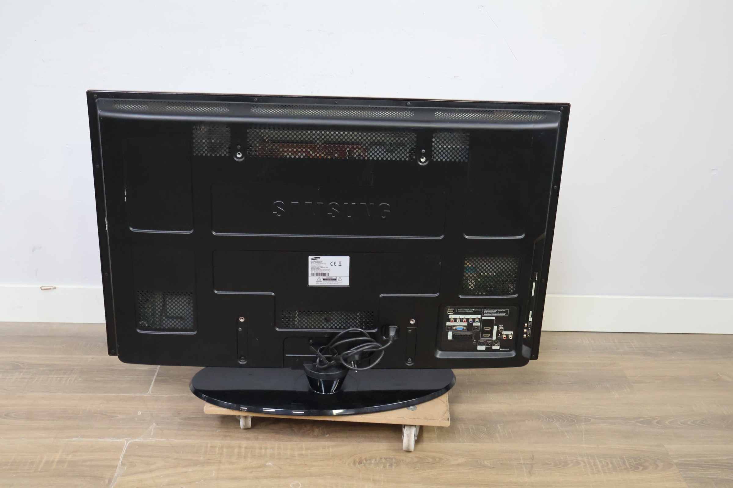 Samsung Televisie - 42'inch'' – foto 5 – kavel bij GSD Auctions, Zoeterwoude
