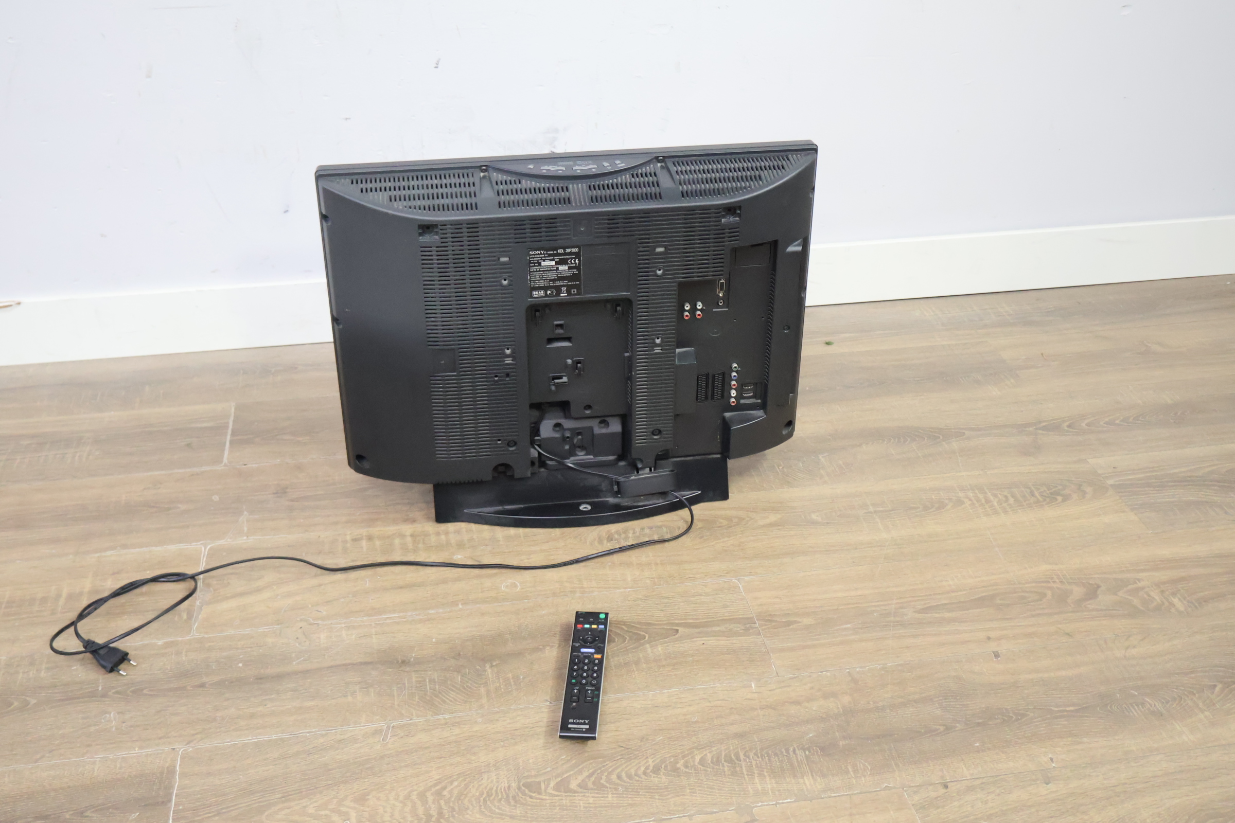 Sony Bravia televisie met afstandsbediening'' – foto 7 – kavel bij GSD Auctions, Zoeterwoude