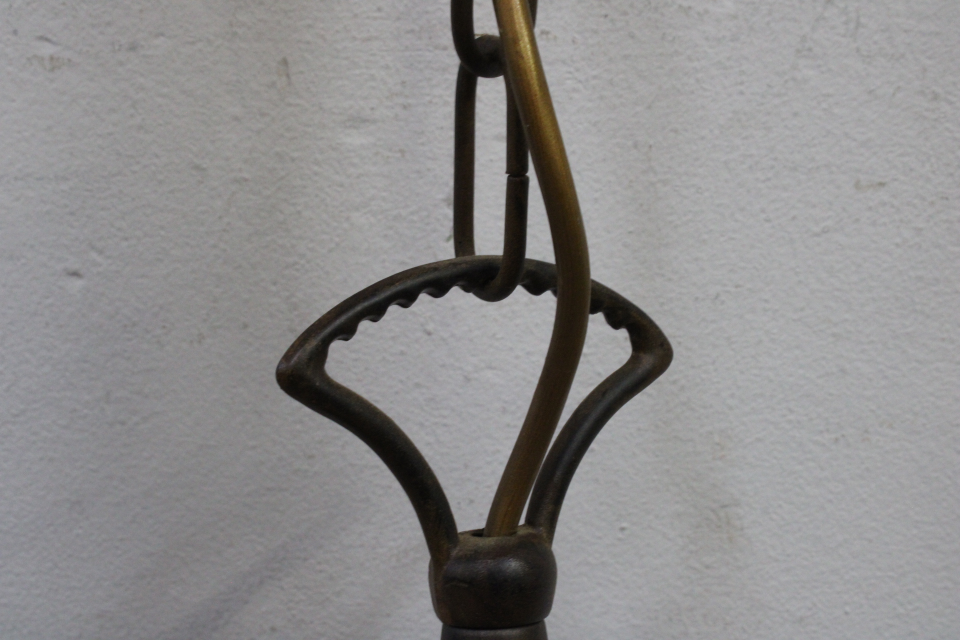 Hanglamp met metalen frame en glazen kappen'' – foto 4 – kavel bij GSD Auctions, Zoeterwoude