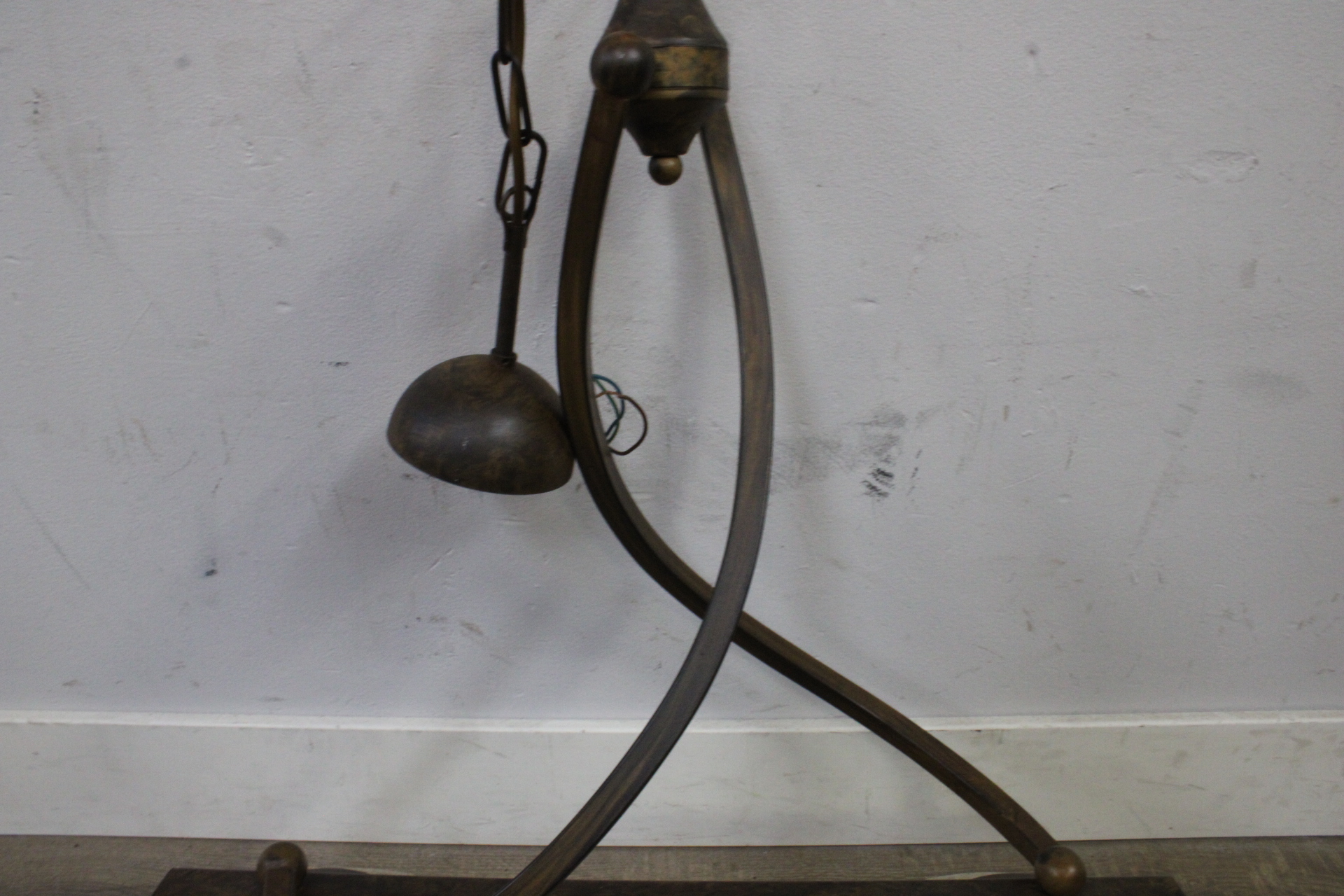 Hanglamp met metalen frame en glazen kappen'' – foto 6 – kavel bij GSD Auctions, Zoeterwoude