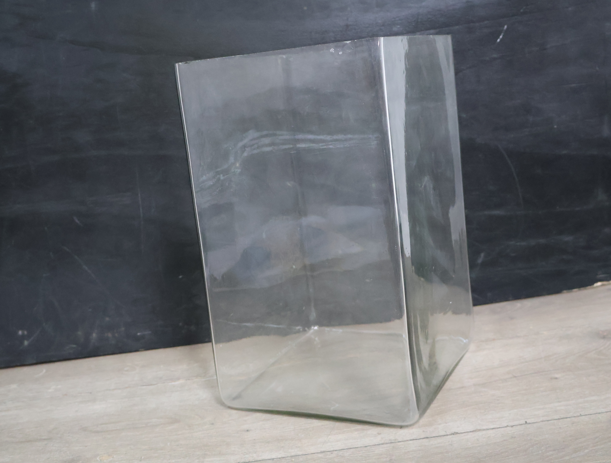 Rechthoekige glazen vaas'' – foto 7 – kavel bij GSD Auctions, Zoeterwoude