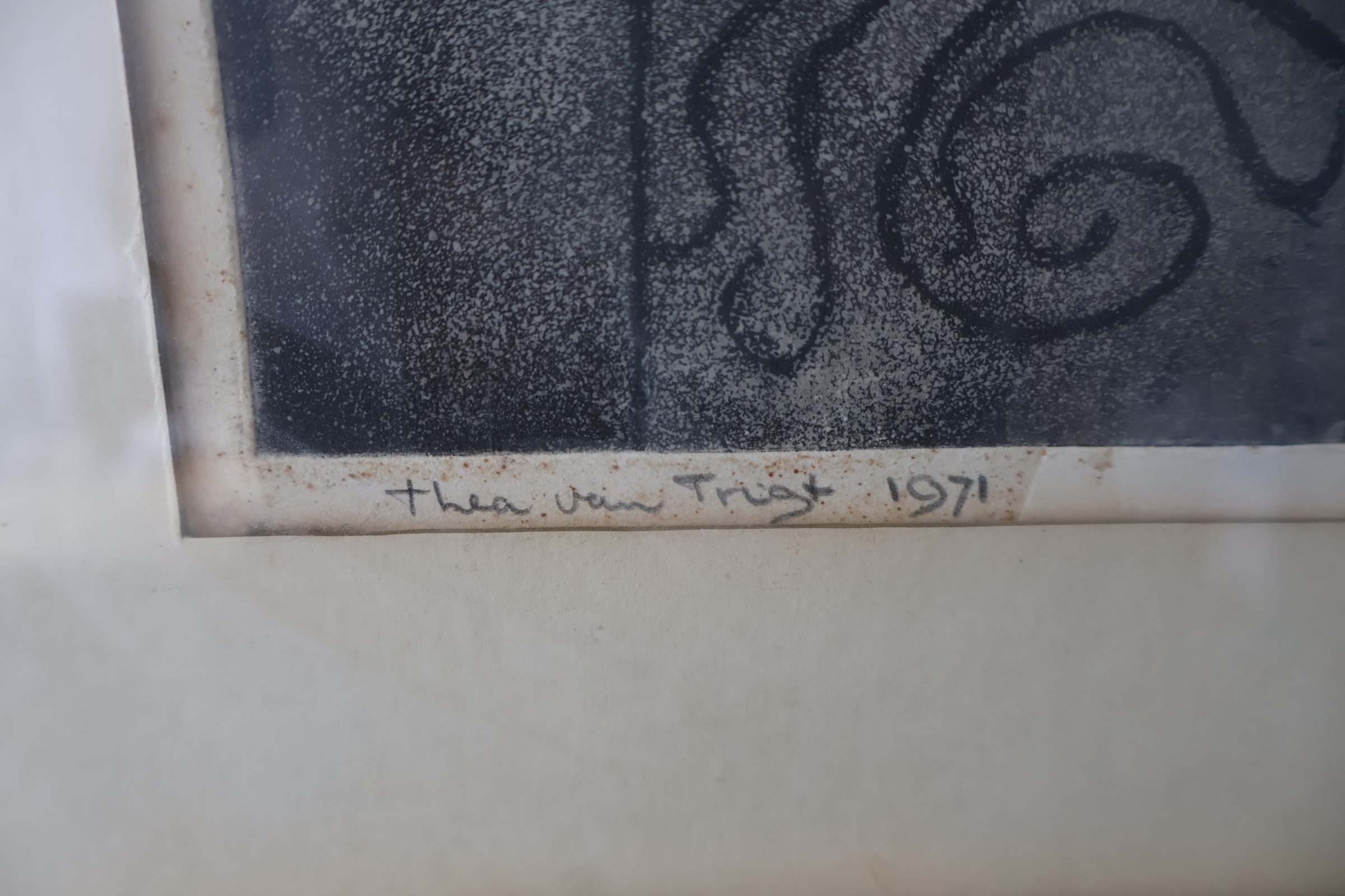 Zwart-wit Ets van figuren op balkon - Thea van Trigt'' – foto 9 – kavel bij GSD Auctions, Zoeterwoude