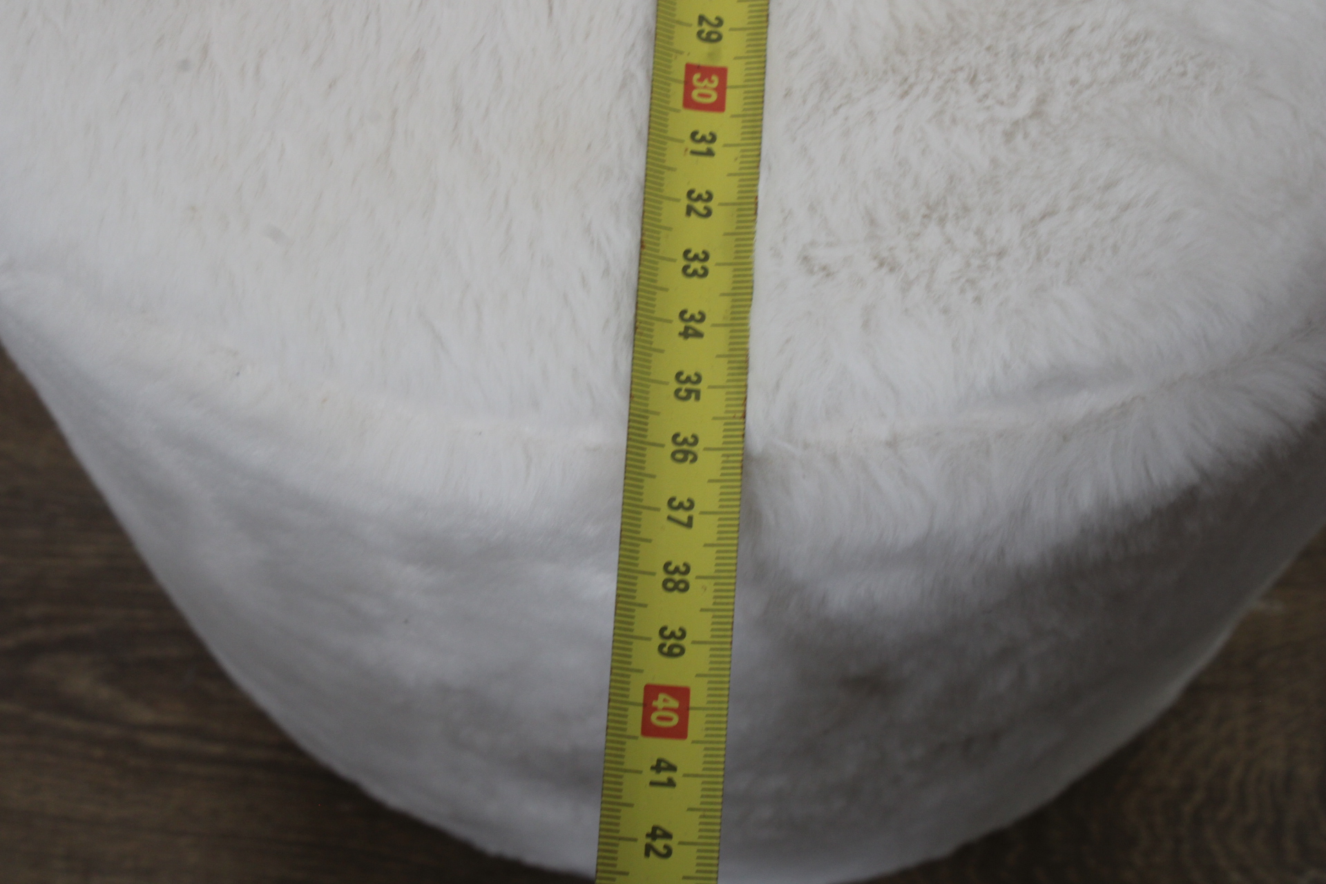 Witte zachte poef'' – foto 8 – kavel bij GSD Auctions, Zoeterwoude
