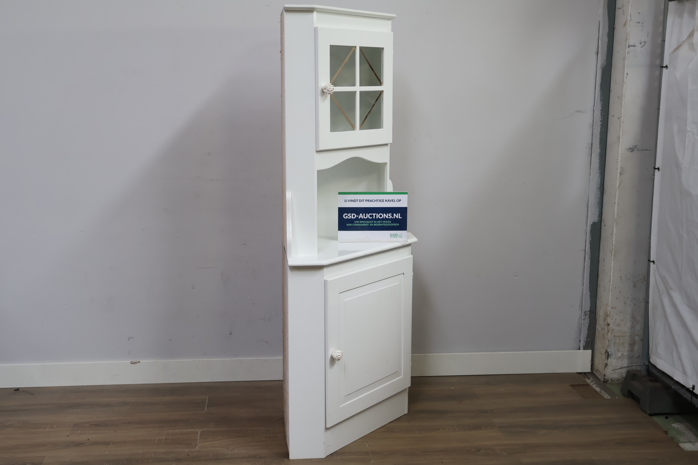 Houten Hoekkast'' – foto 2 – kavel bij GSD Auctions, Zoeterwoude