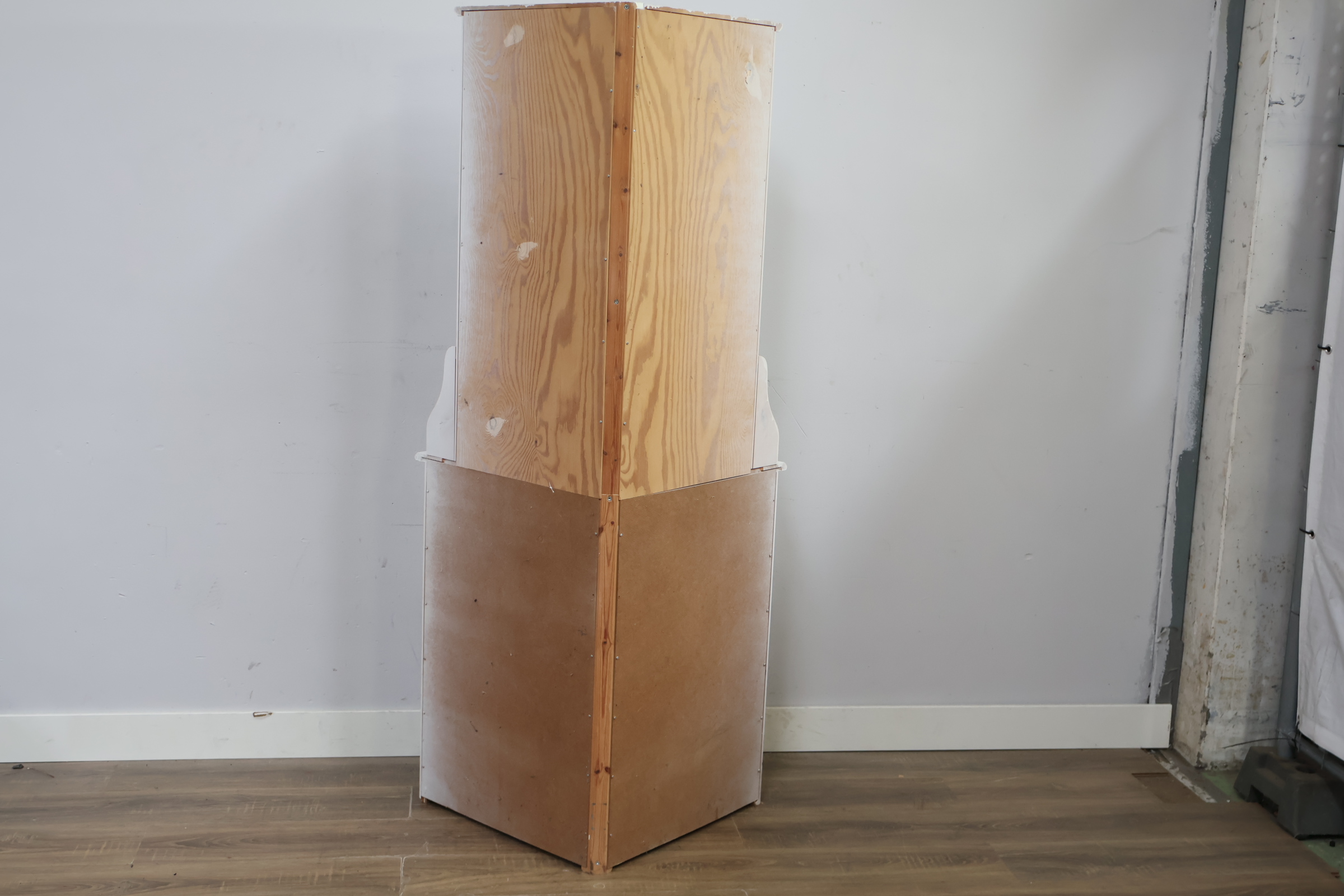 Houten Hoekkast'' – foto 6 – kavel bij GSD Auctions, Zoeterwoude