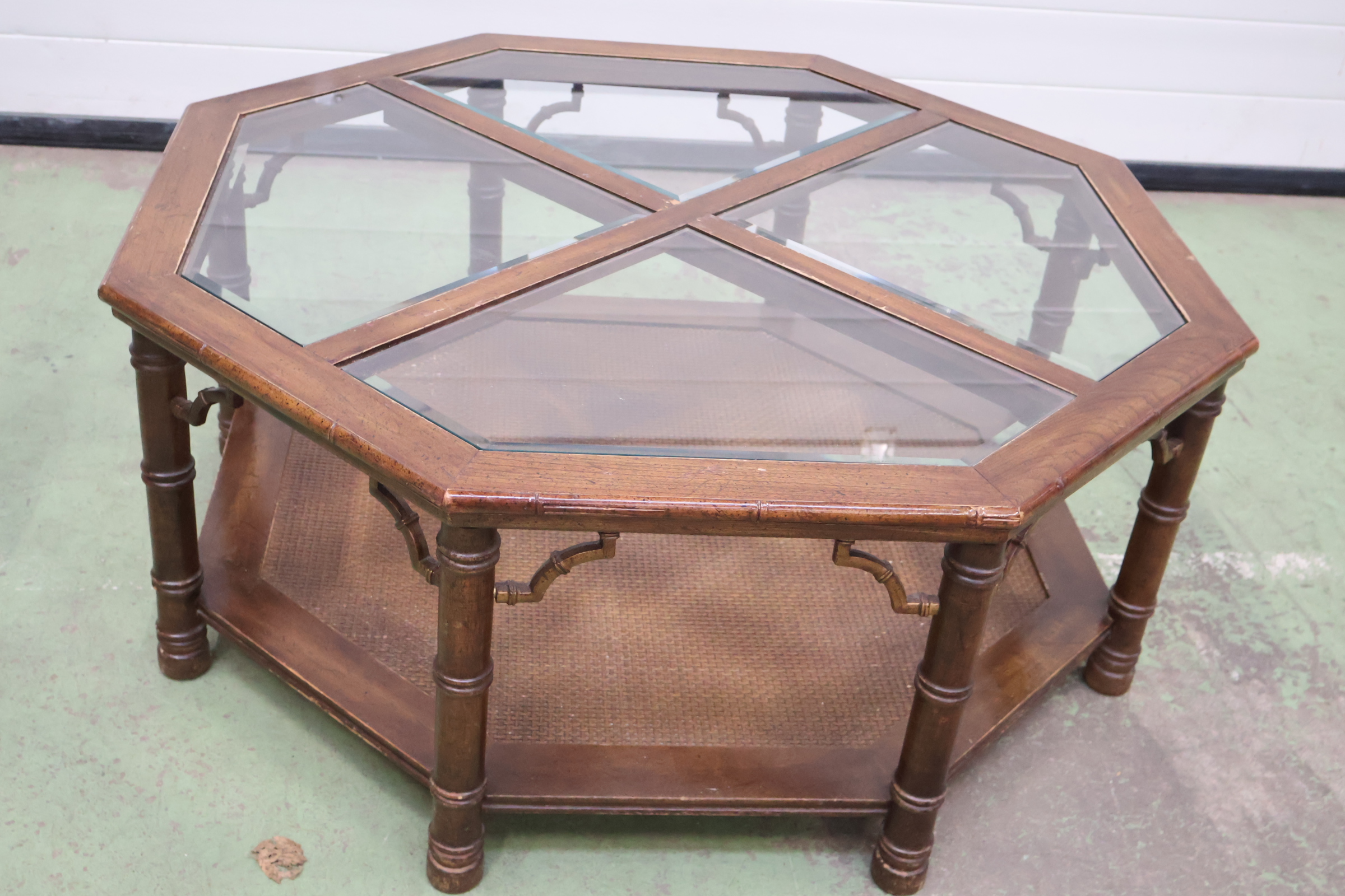 Houten Salontafel met Glazen Blad'' – foto 5 – kavel bij GSD Auctions, Zoeterwoude