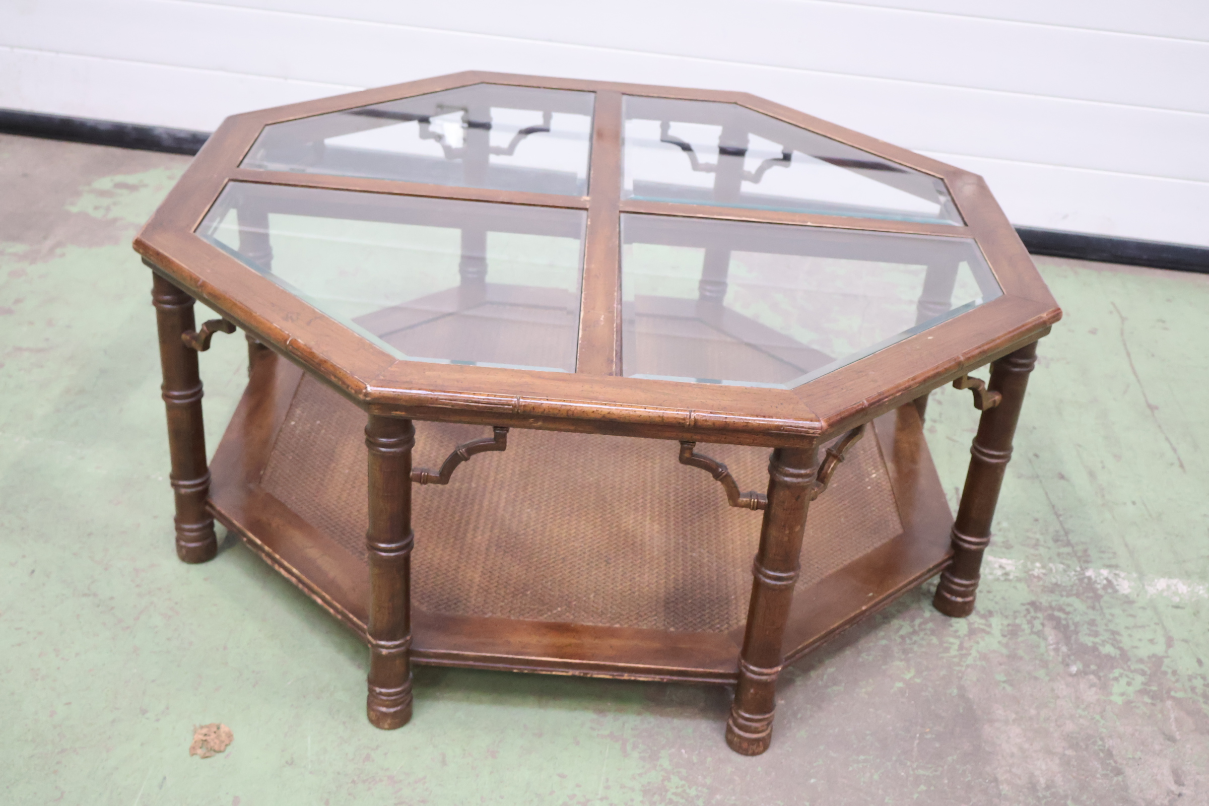 Houten Salontafel met Glazen Blad'' – foto 7 – kavel bij GSD Auctions, Zoeterwoude