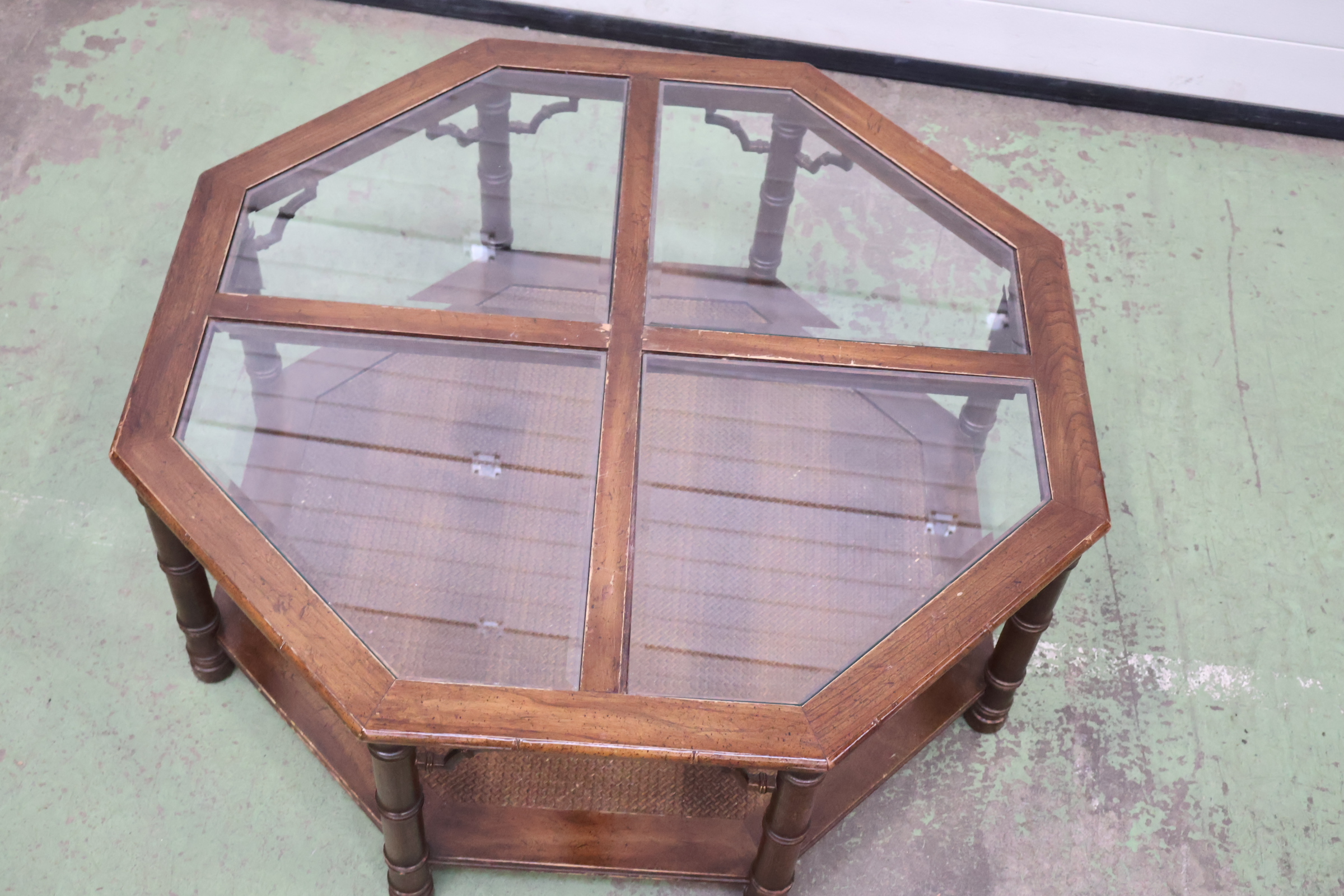 Houten Salontafel met Glazen Blad'' – foto 8 – kavel bij GSD Auctions, Zoeterwoude