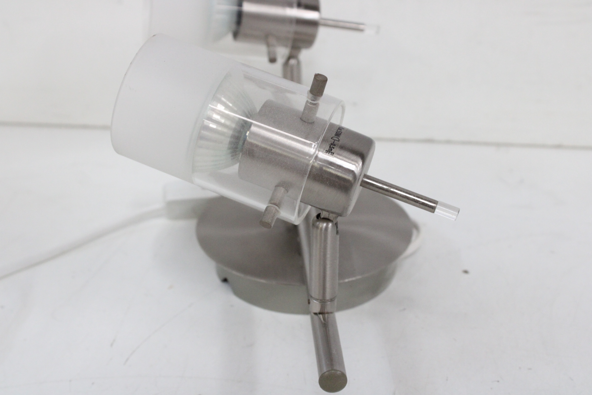 Moderne dubbele LED Plafonniere'' – foto 10 – kavel bij GSD Auctions, Zoeterwoude