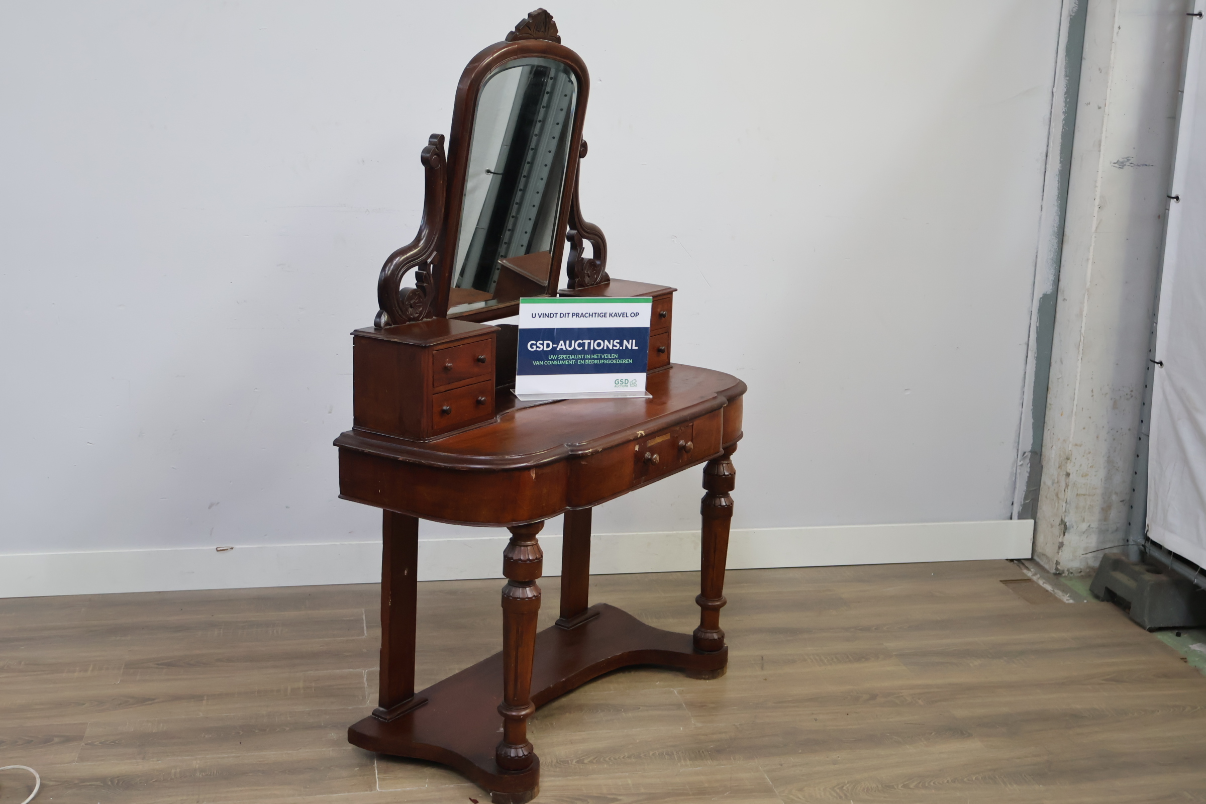 Antiek houten kaptafel met spiegel'' – foto 2 – kavel bij GSD Auctions, Zoeterwoude