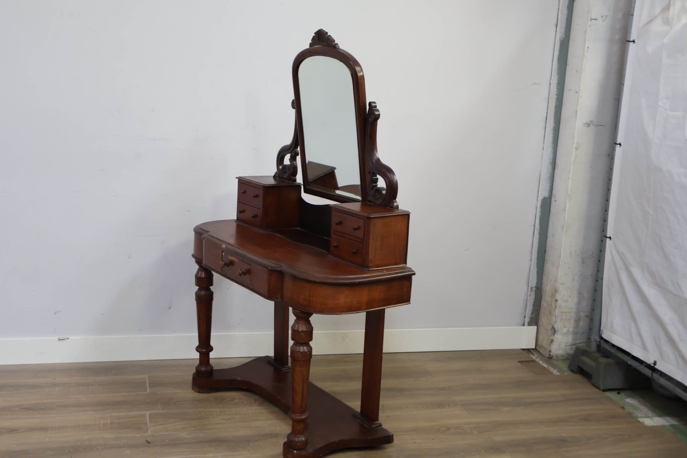 Antiek houten kaptafel met spiegel'' – foto 9 – kavel bij GSD Auctions, Zoeterwoude