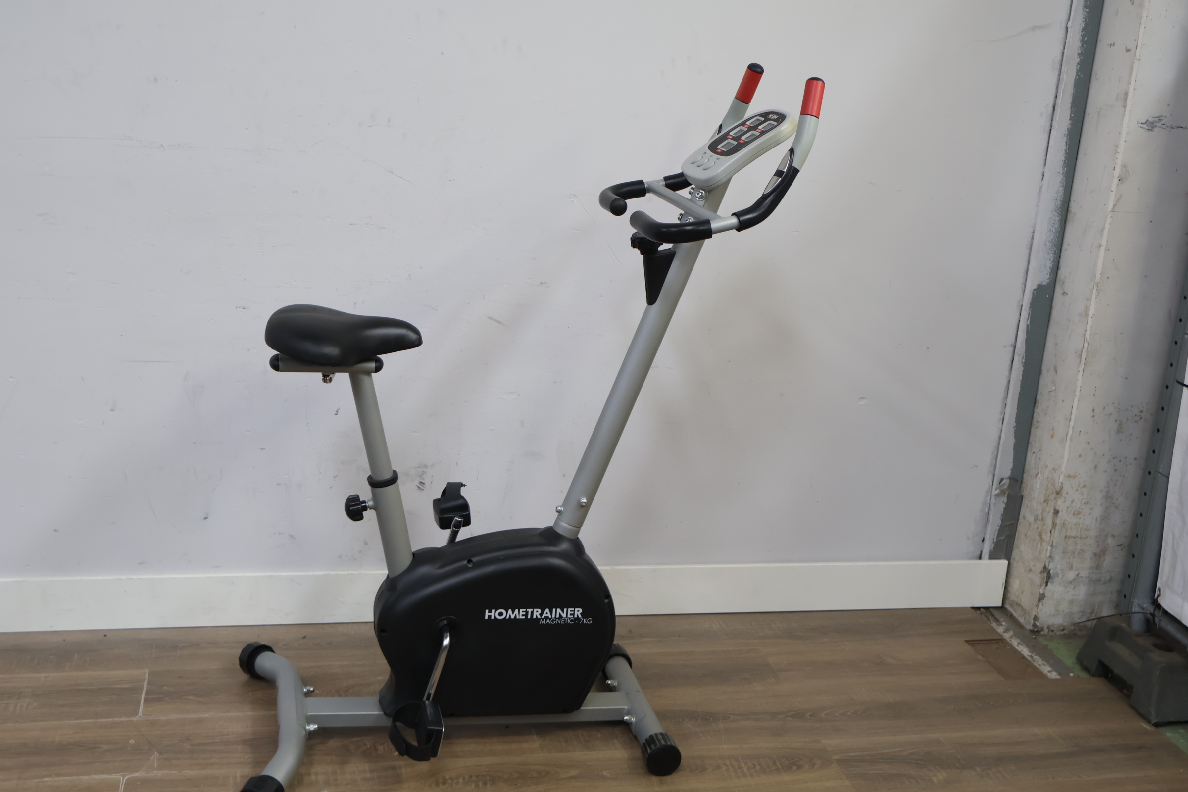 Hometrainer fitnessfiets'' – foto 4 – kavel bij GSD Auctions, Zoeterwoude