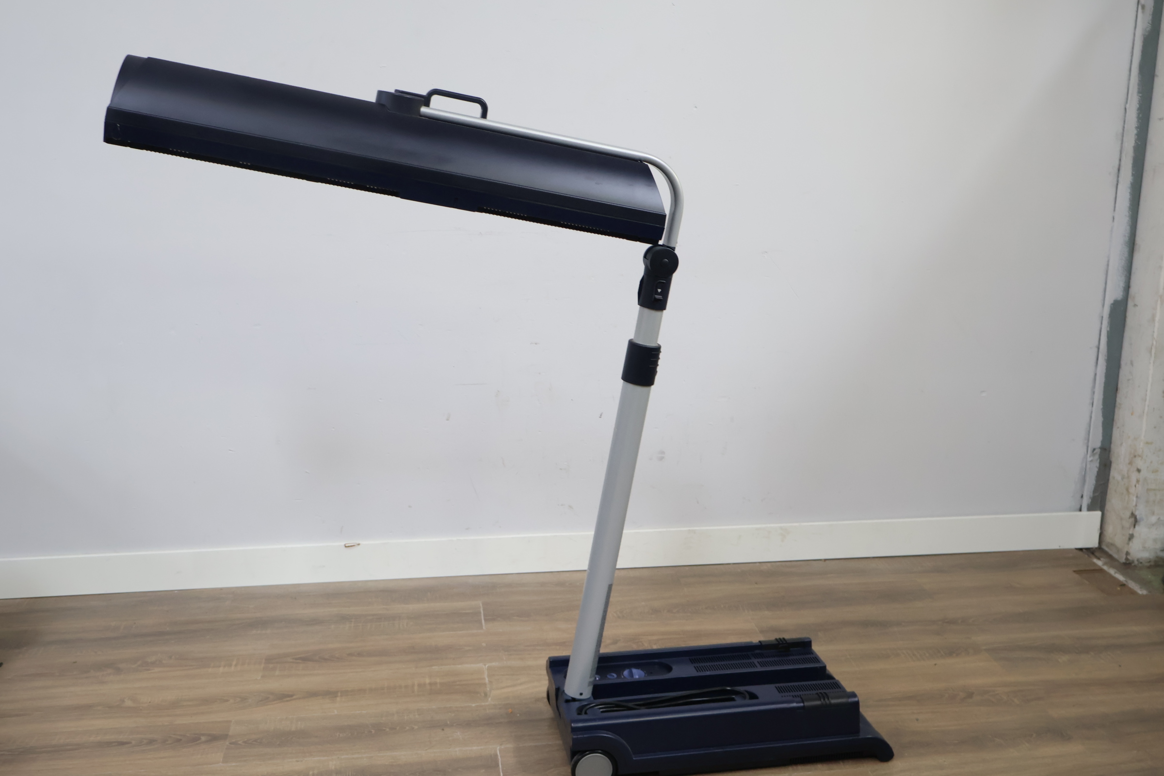 Philips inklapbare zonnebank'' – foto 9 – kavel bij GSD Auctions, Zoeterwoude