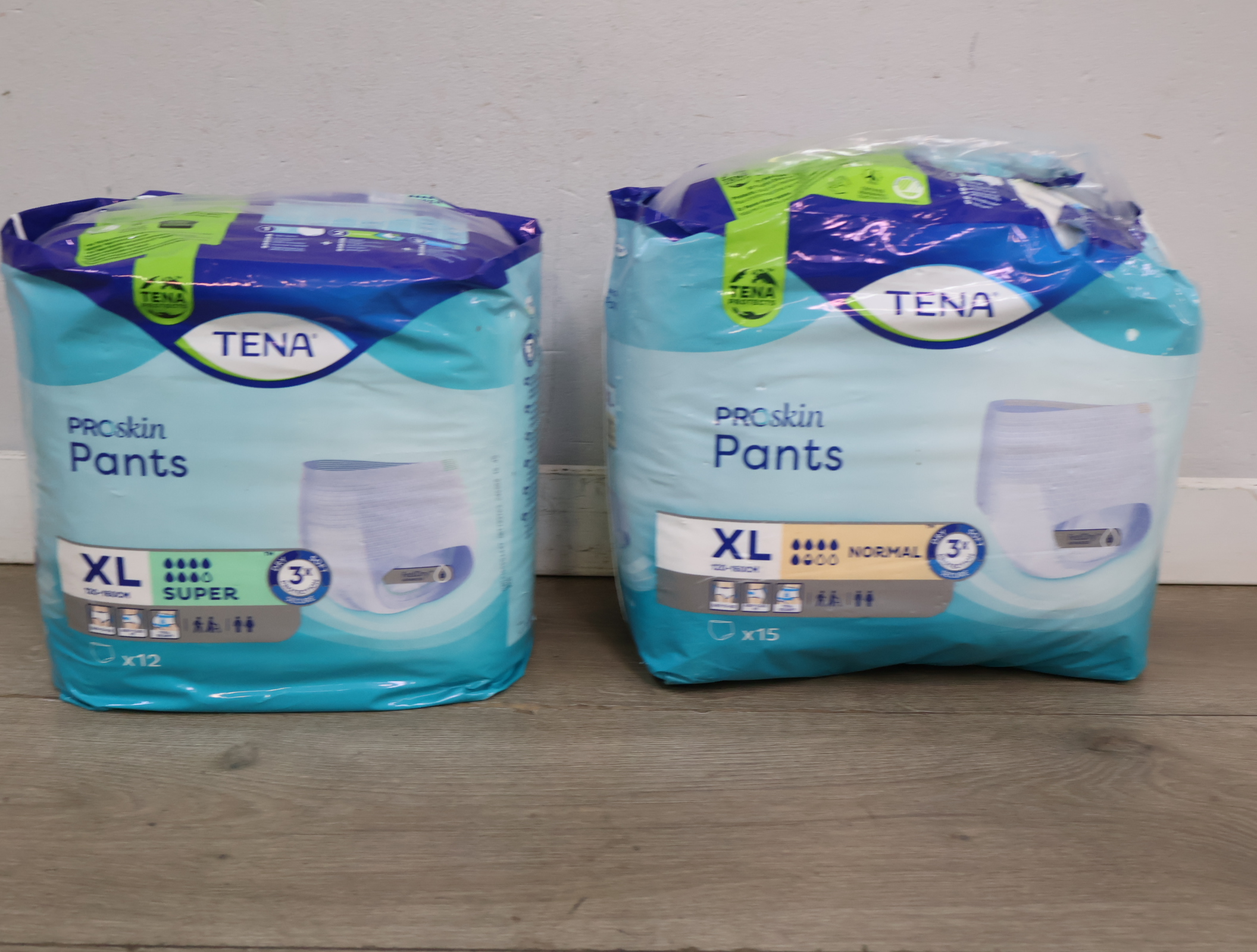 Pakket incontinentiebroekjes en pants'' – foto 8 – kavel bij GSD Auctions, Zoeterwoude