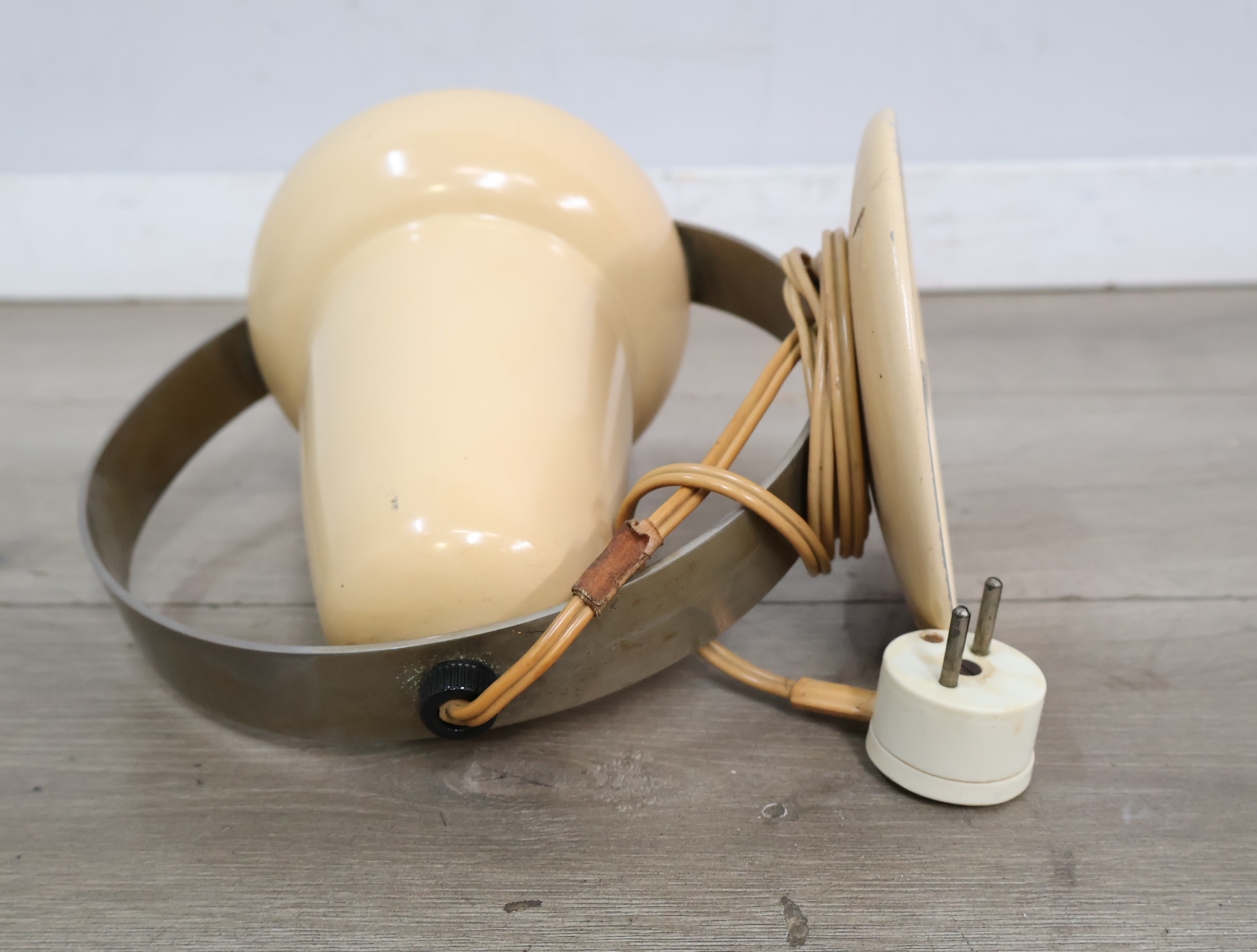Vintage infraroodlamp – foto 10 – kavel bij GSD Auctions, Zoeterwoude