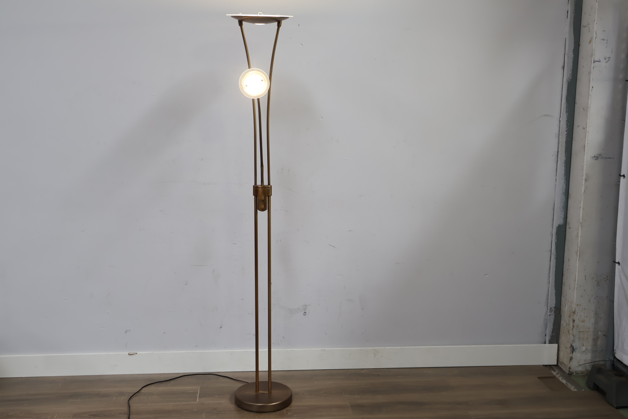 Staande leeslamp met dimbare spot'' – foto 3 – kavel bij GSD Auctions, Zoeterwoude