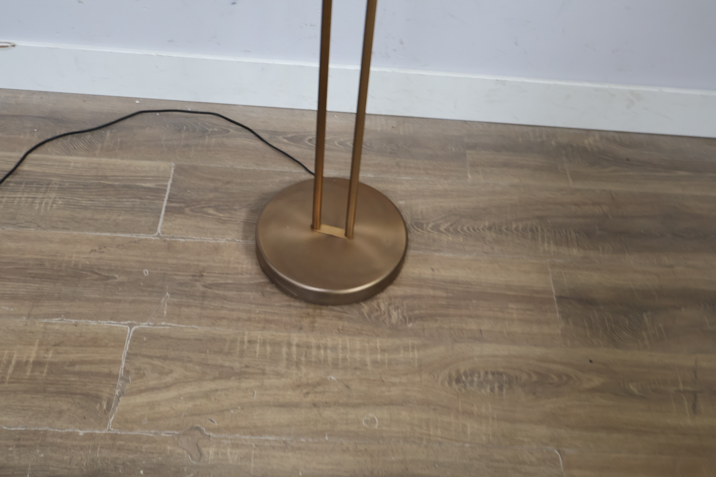 Staande leeslamp met dimbare spot'' – foto 6 – kavel bij GSD Auctions, Zoeterwoude