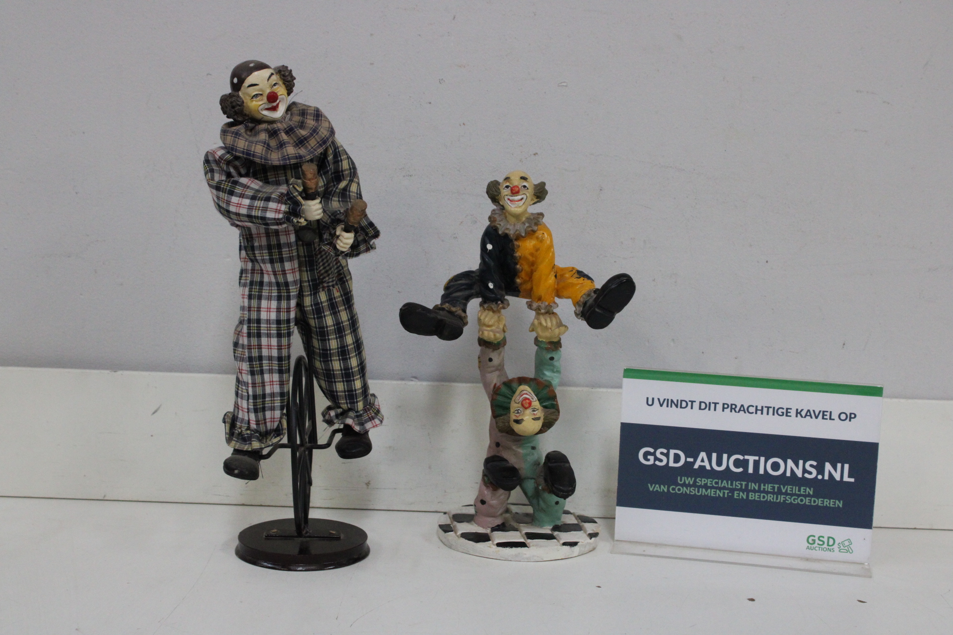 Clown beeldjes'' – foto 2 – kavel bij GSD Auctions, Zoeterwoude