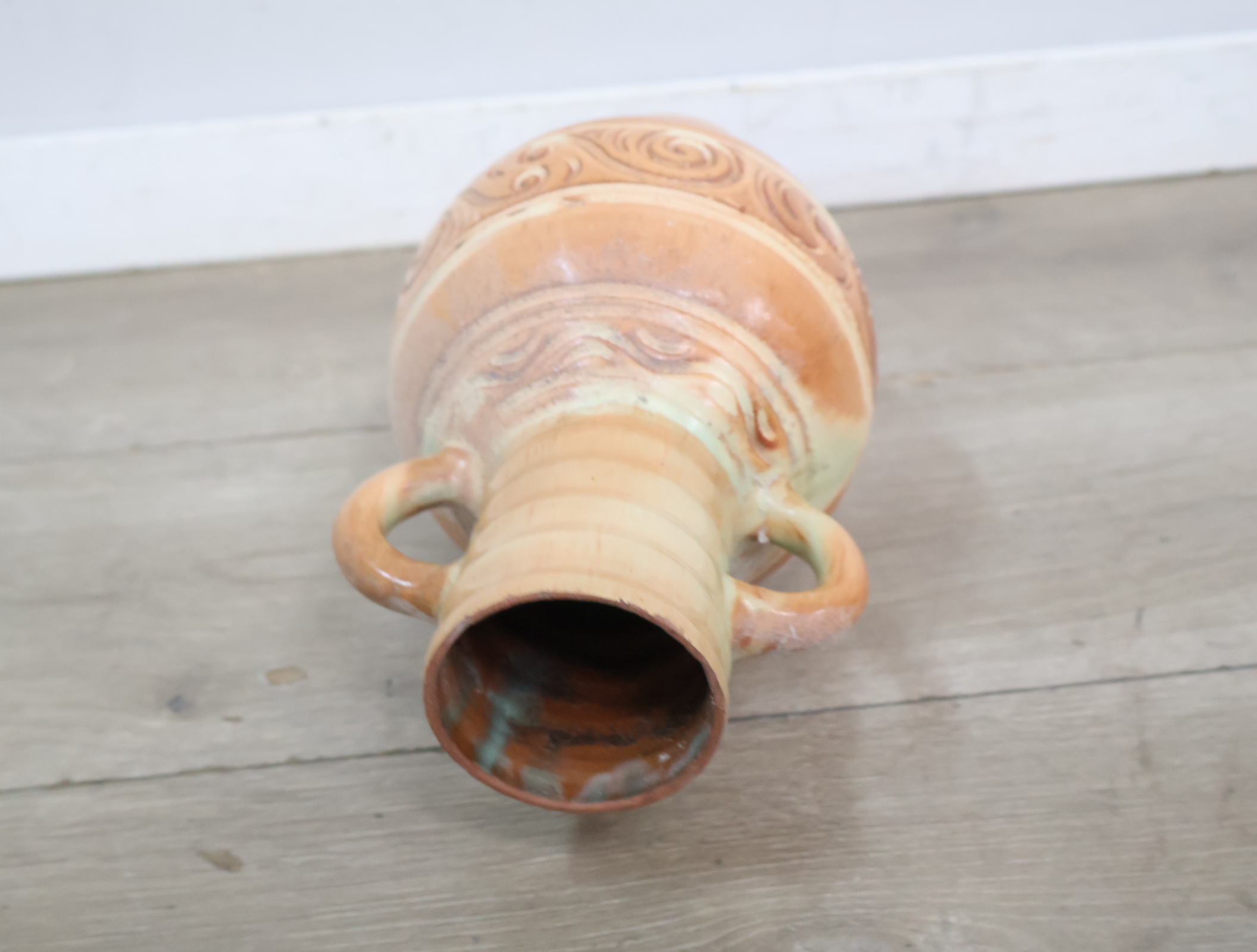 Decoratieve aardewerken vaas'' – foto 10 – kavel bij GSD Auctions, Zoeterwoude