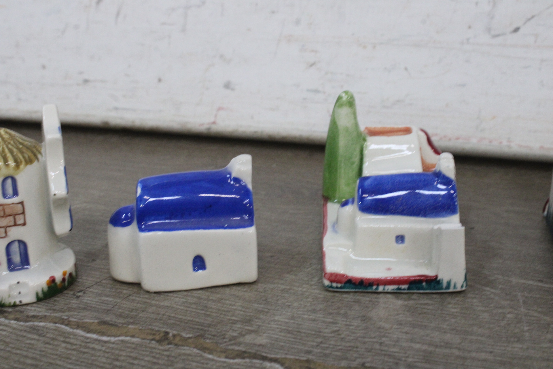 Set kleine keramische Griekse huisjes'' – foto 8 – kavel bij GSD Auctions, Zoeterwoude